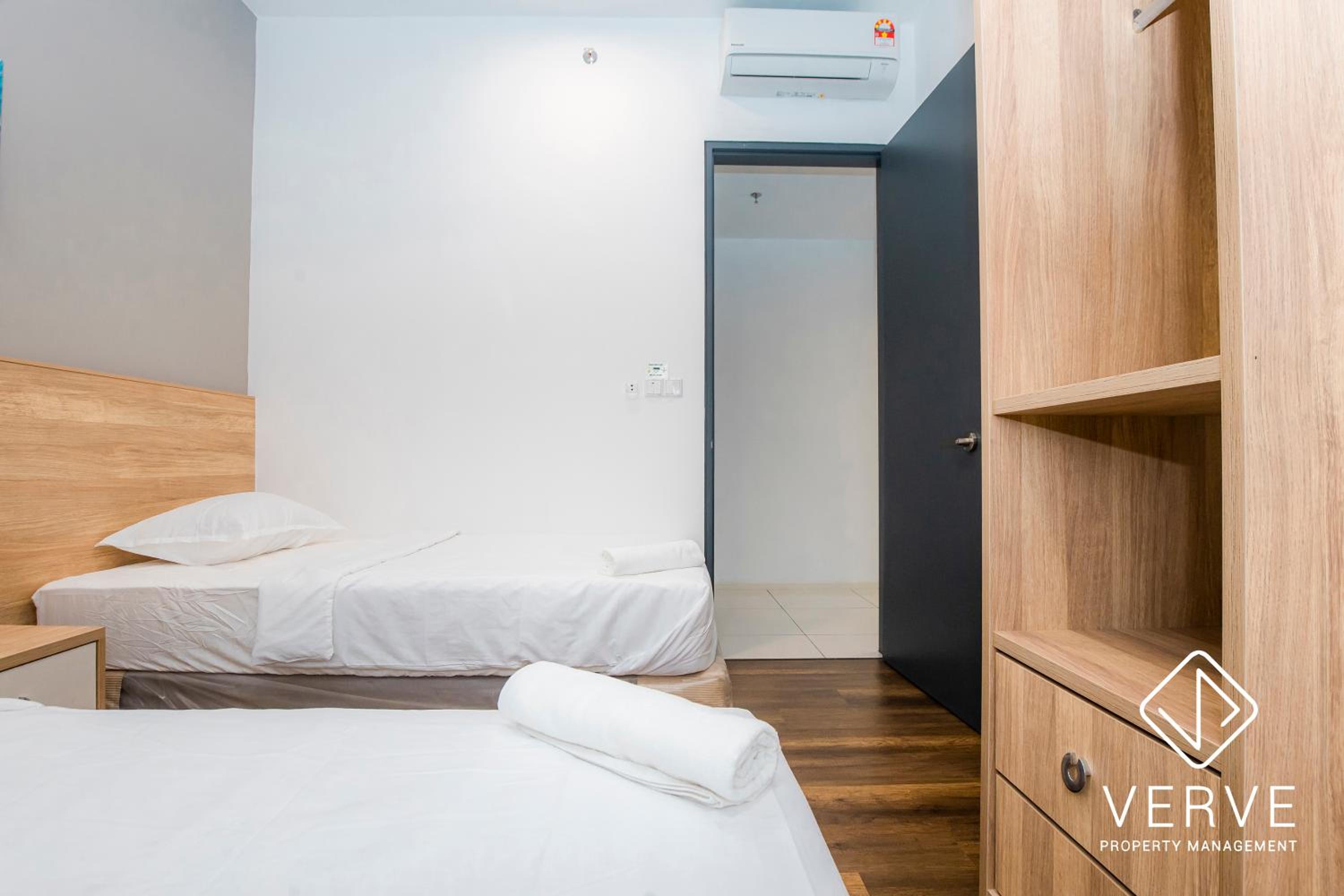 Two-Bedroom Apartment - Photo 7