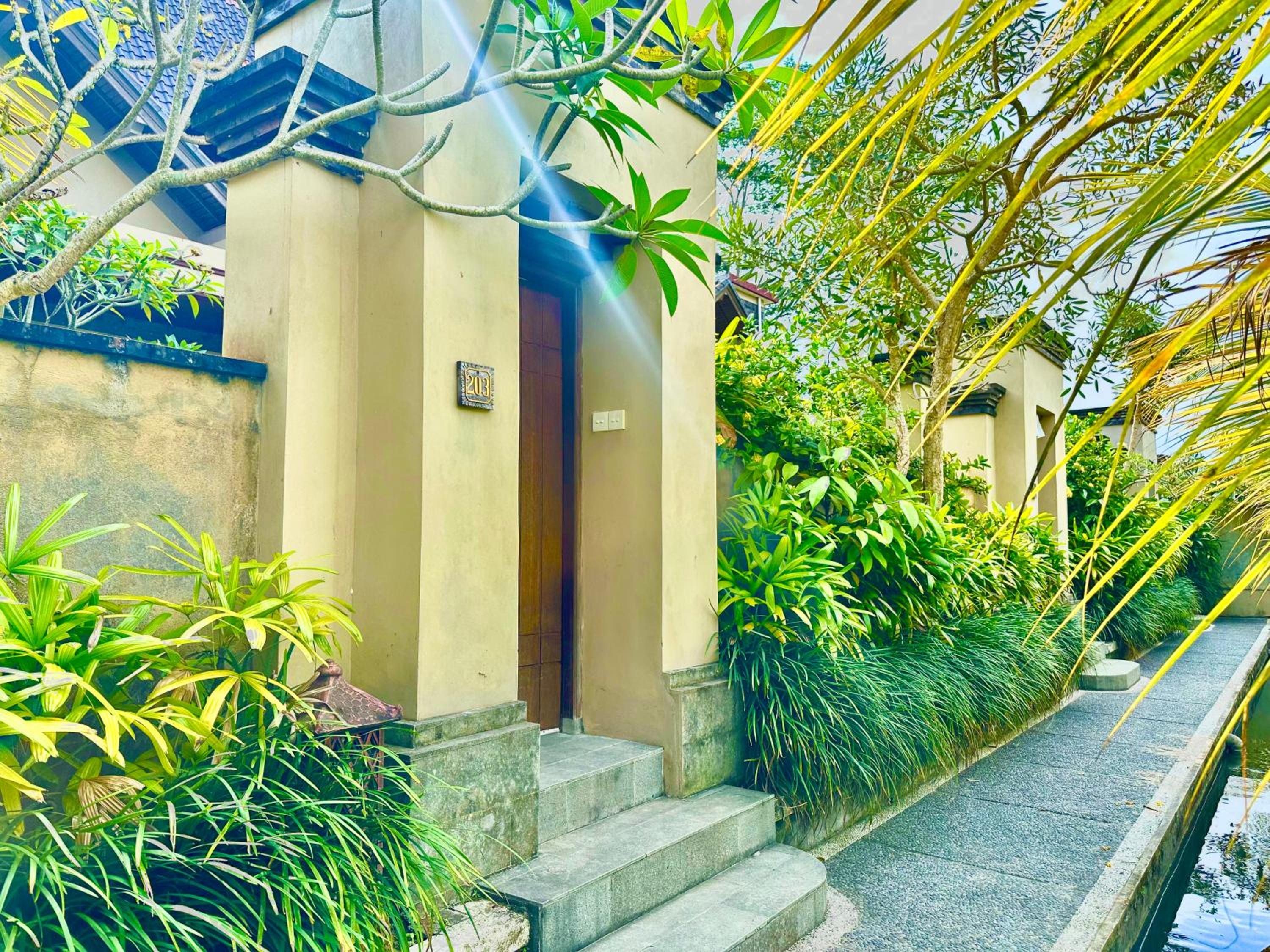 Spacious One-Bedroom Classic Villa with Private Pool photo 2