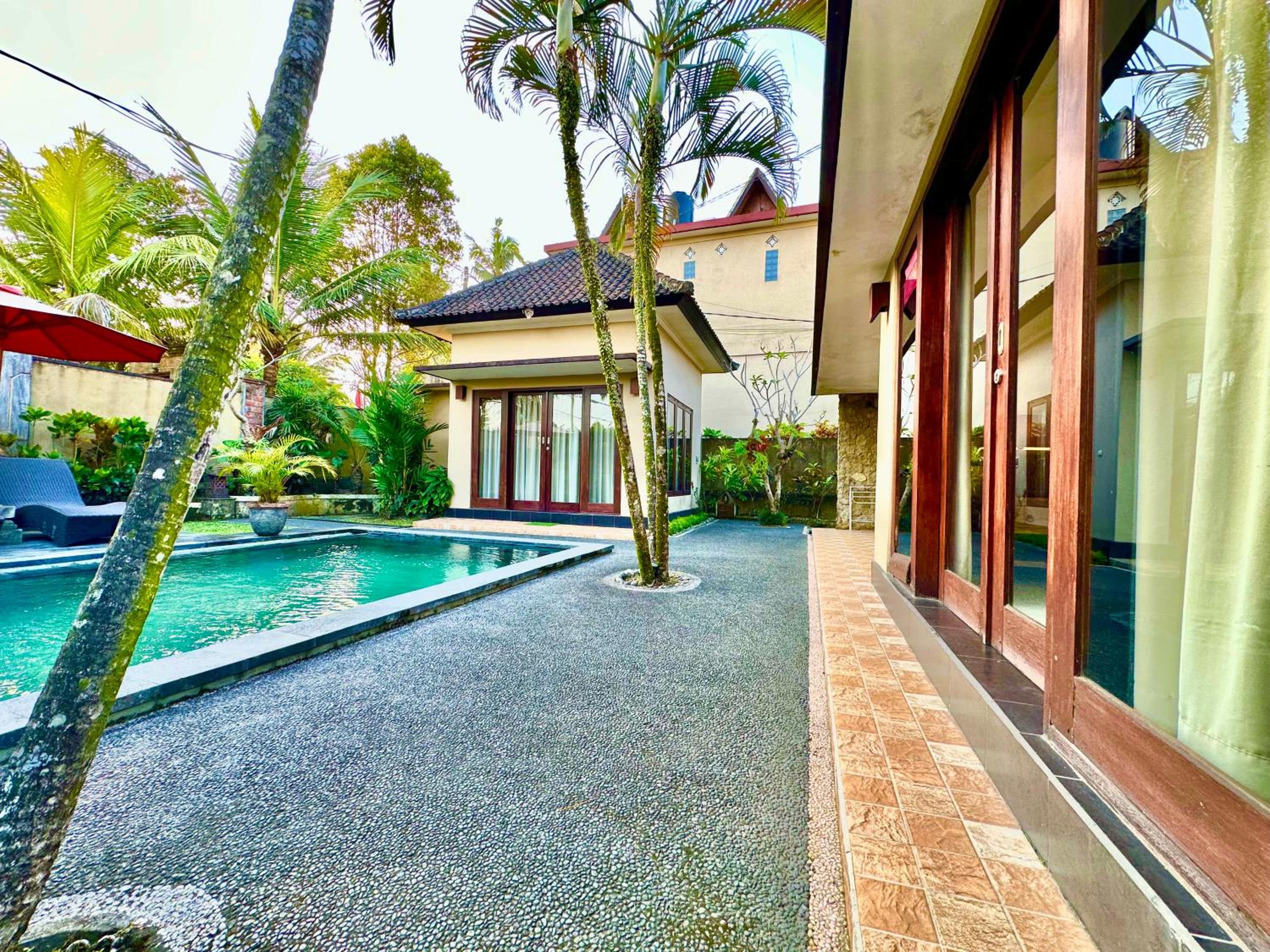 Homey Two-Bedroom Villa with Private Pool photo 2