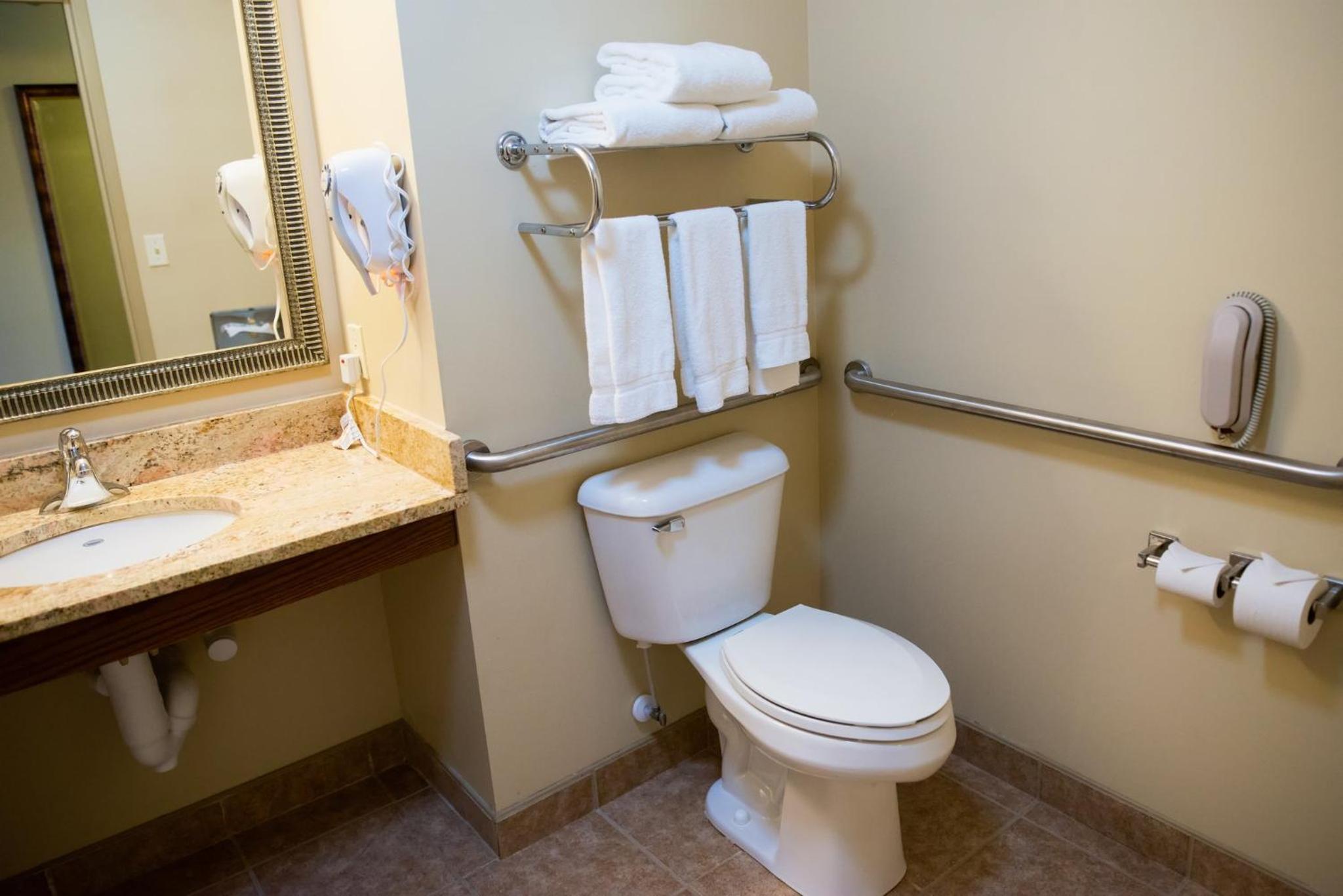King Room - Mobility Access/Hearing Accessible - Photo 5
