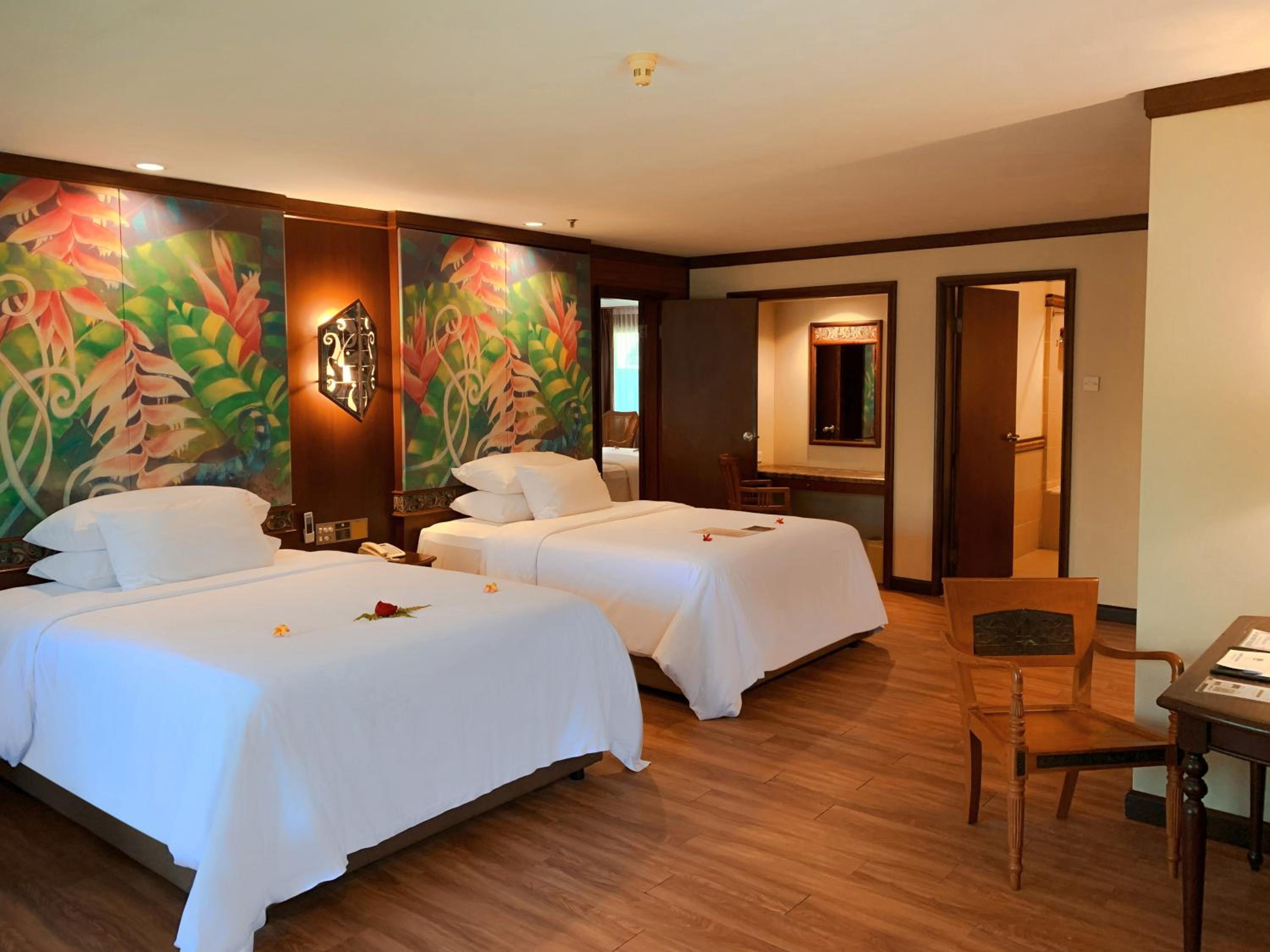 Chalet Room Twin Bed - Photo 2