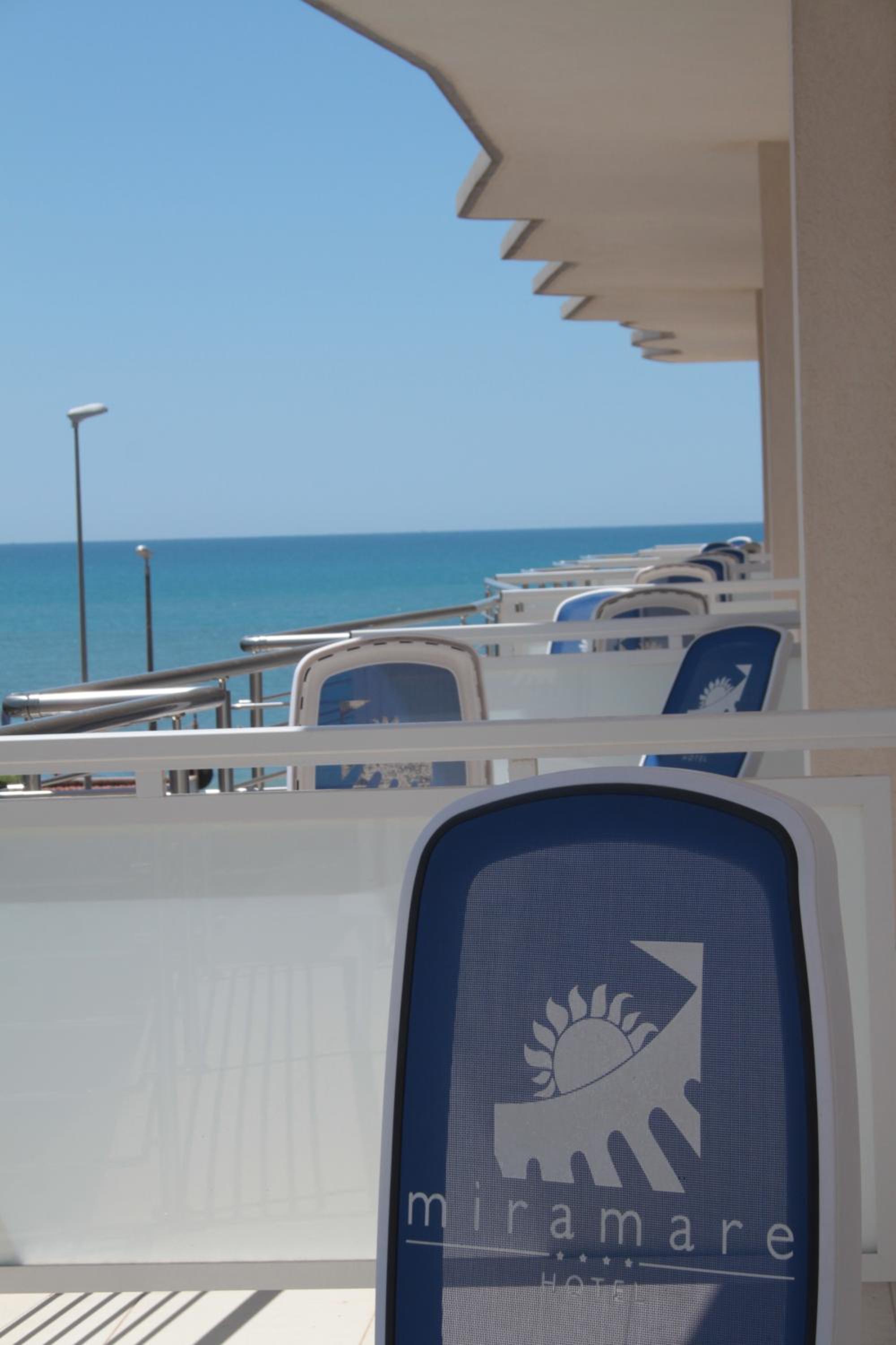 Standard Double Room with Balcony - Photo 5