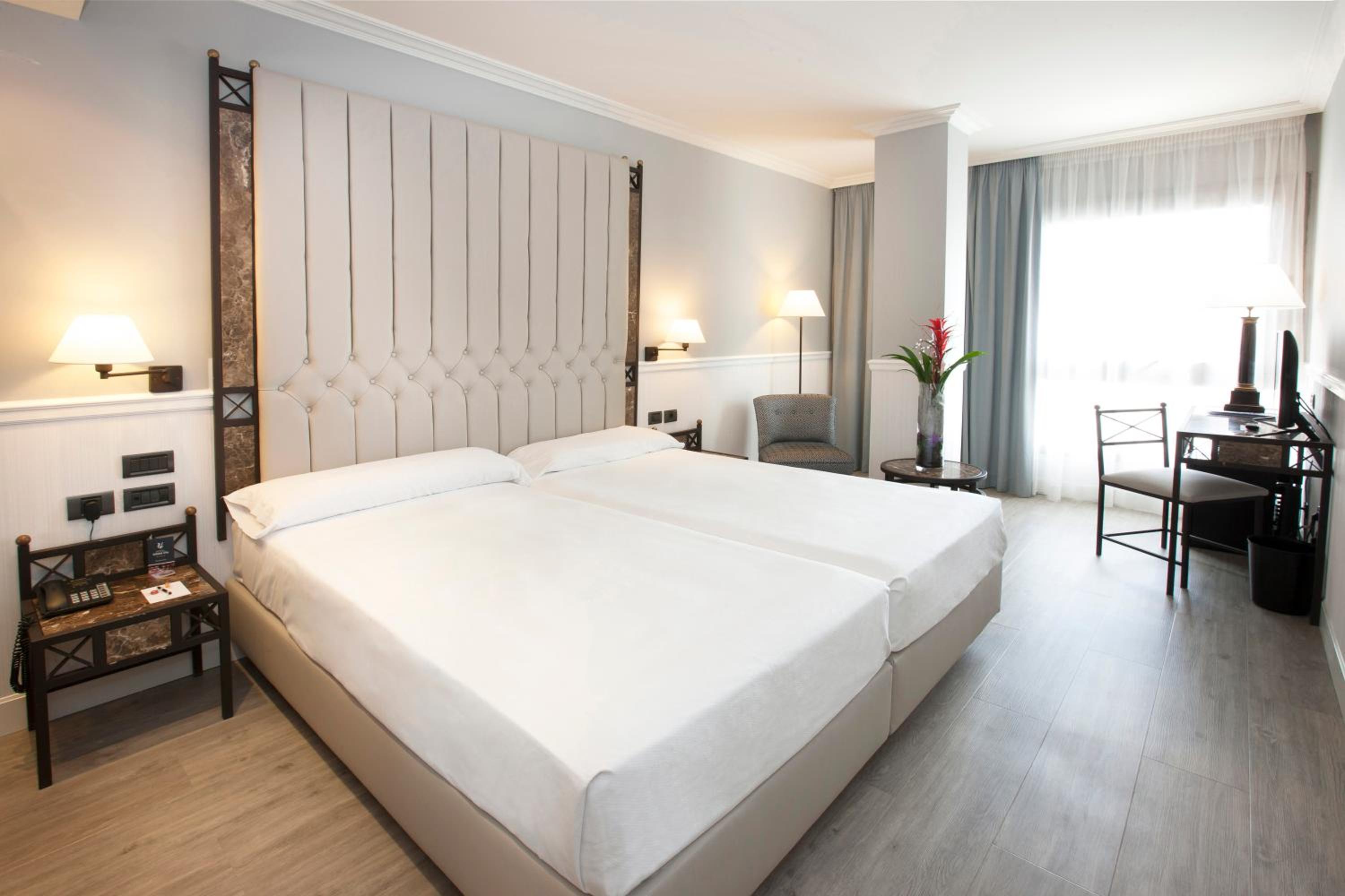 Double Room (1 - 2 Adults) - Photo 1