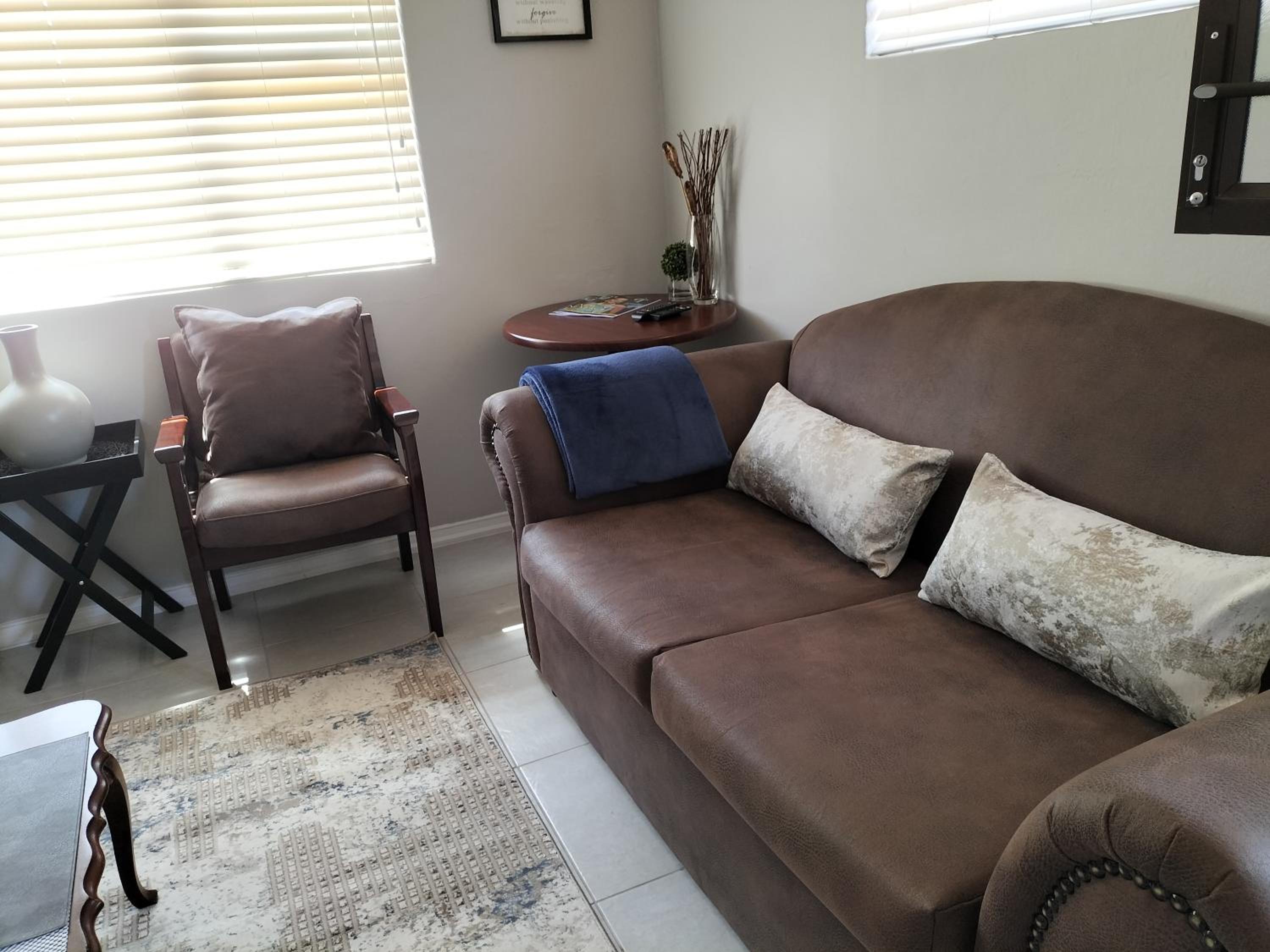 Two-Bedroom Apartment - Photo 15