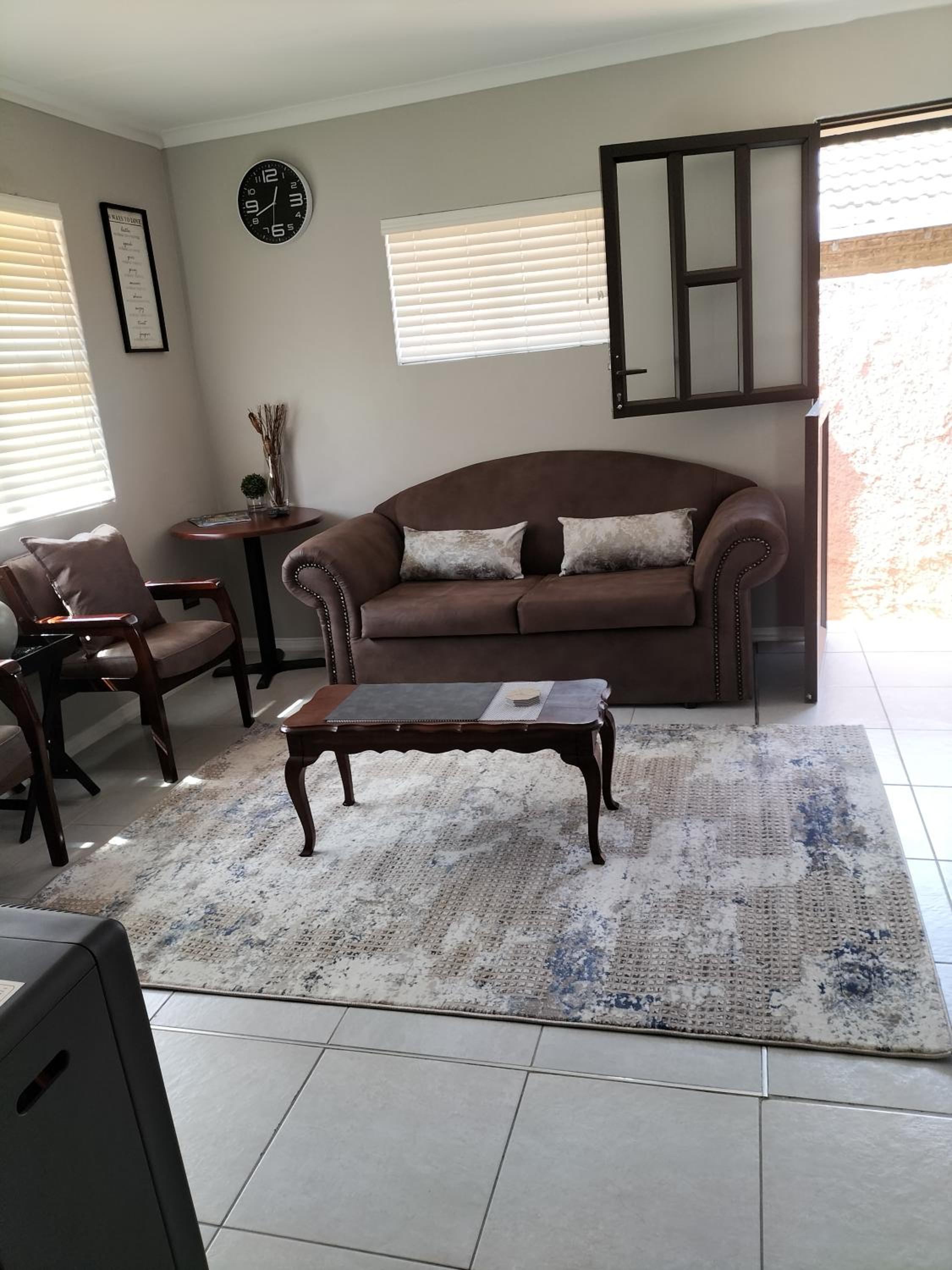 Two-Bedroom Apartment - Photo 16