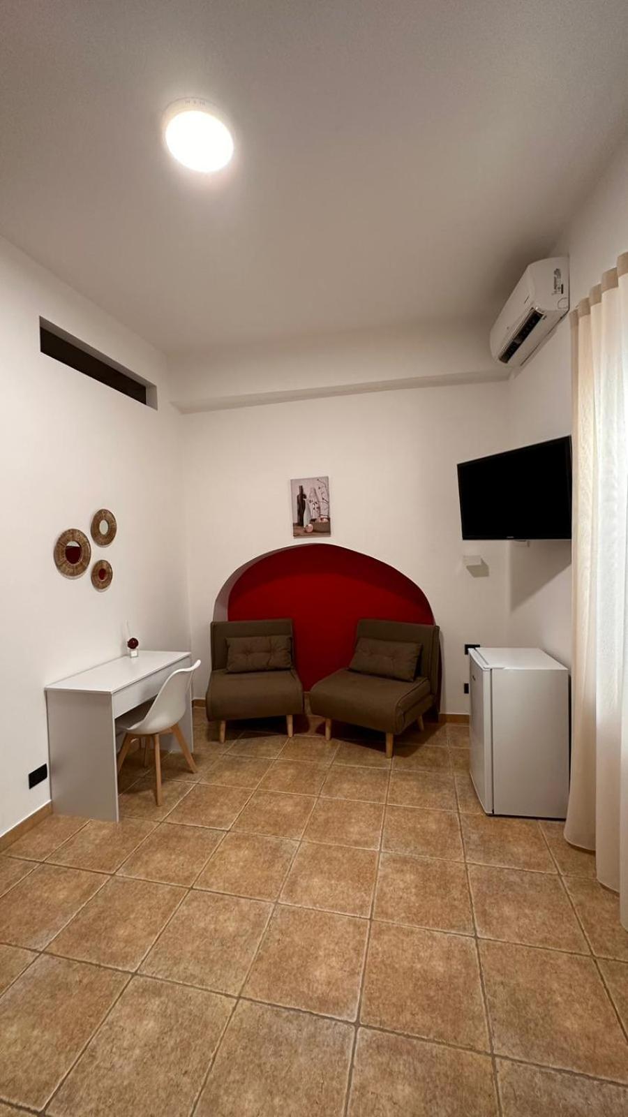 Quadruple Room with Private Bathroom photo 1