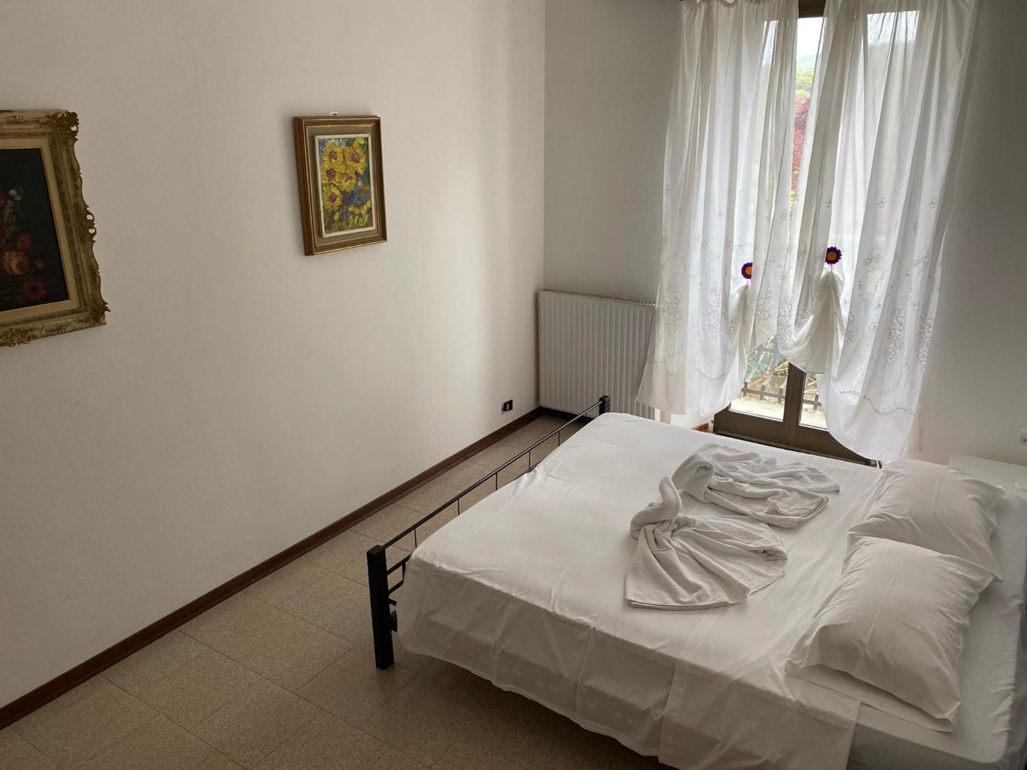 Two-Bedroom Deluxe Apartment with Balcony