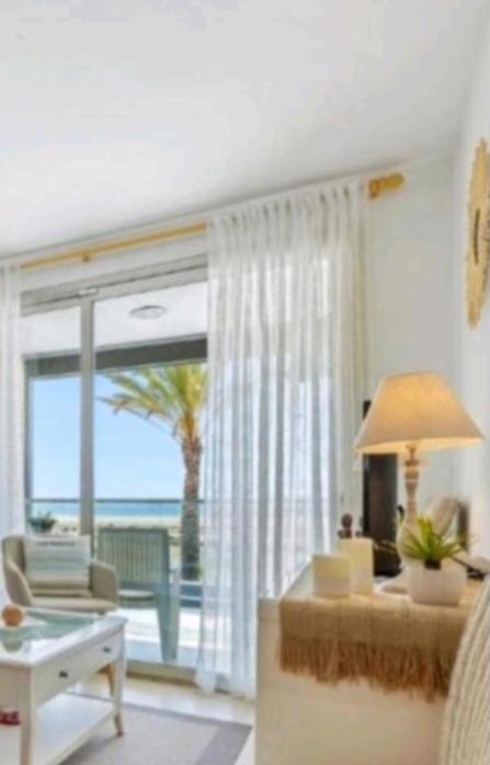 Apartamento con vista al mar