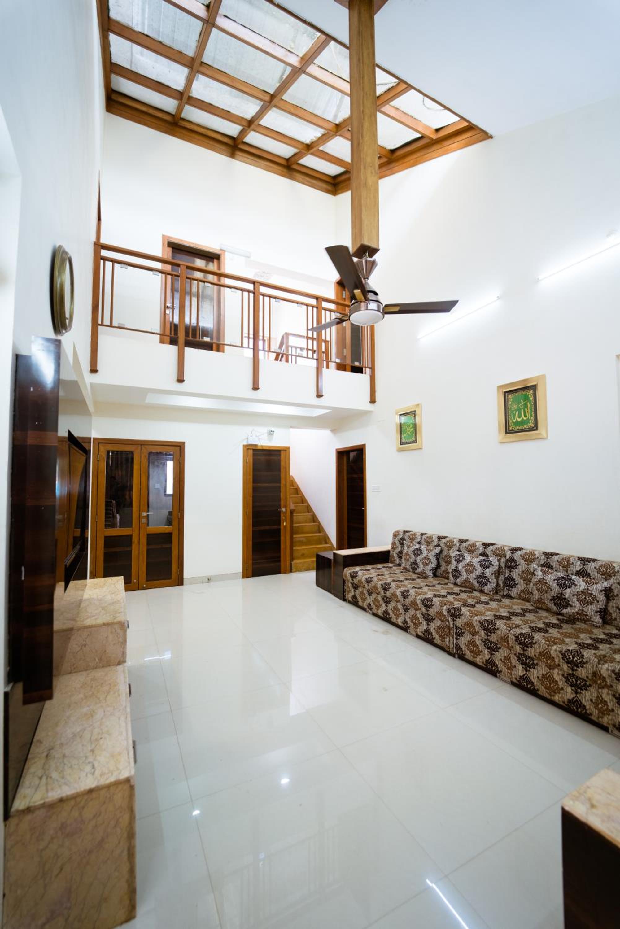 Villa photo 1