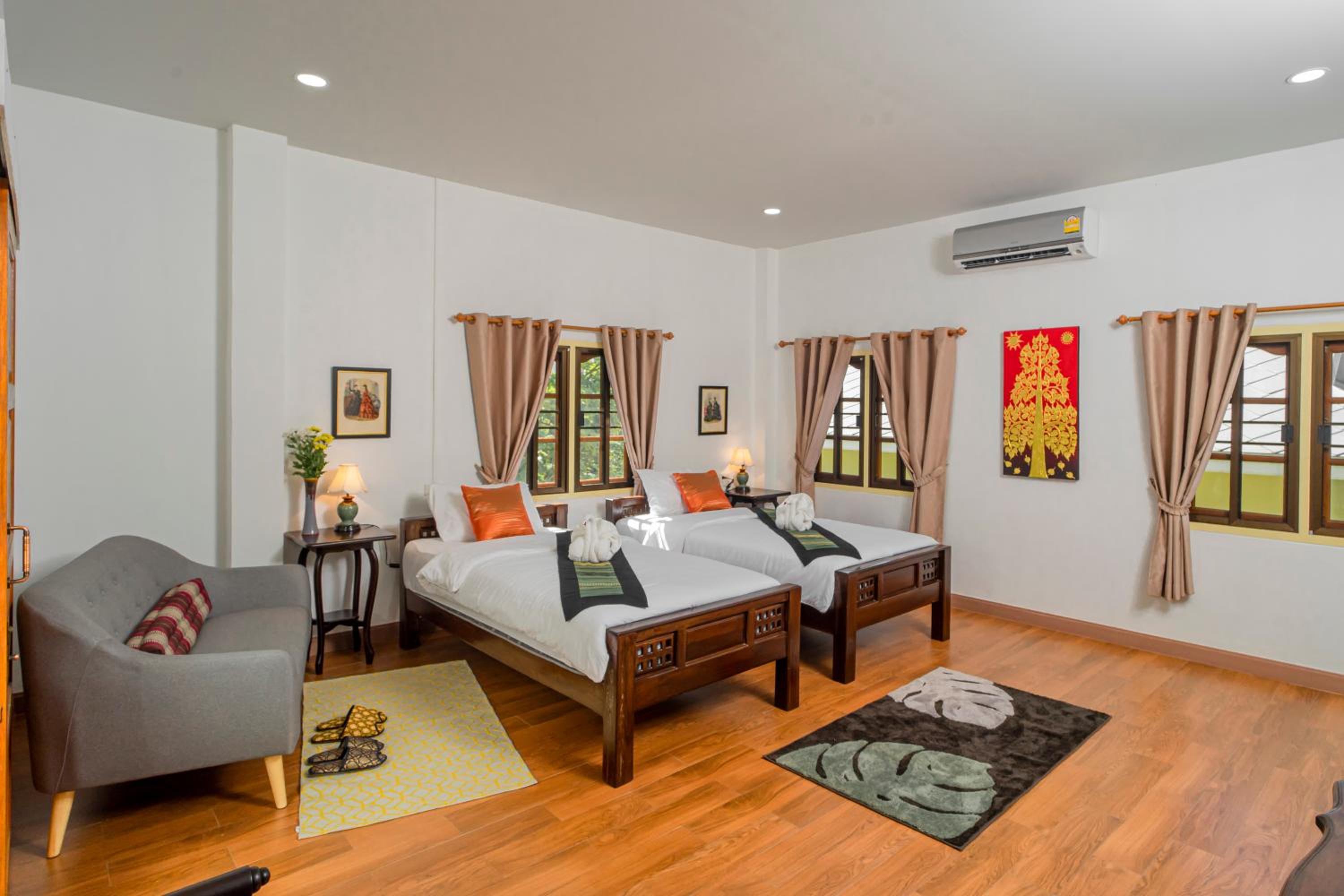 Queen Room - Photo 3