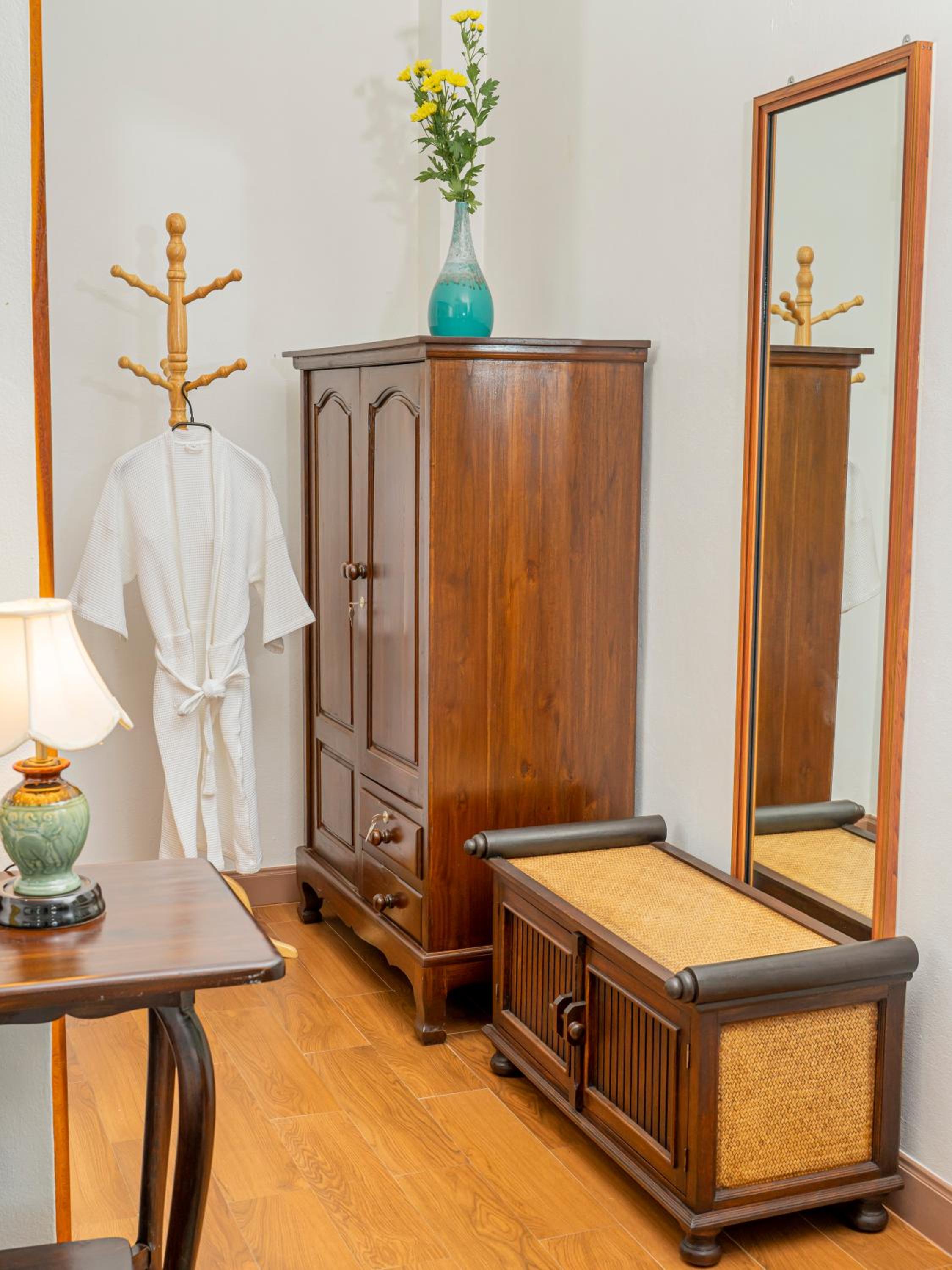Queen Room - Photo 5