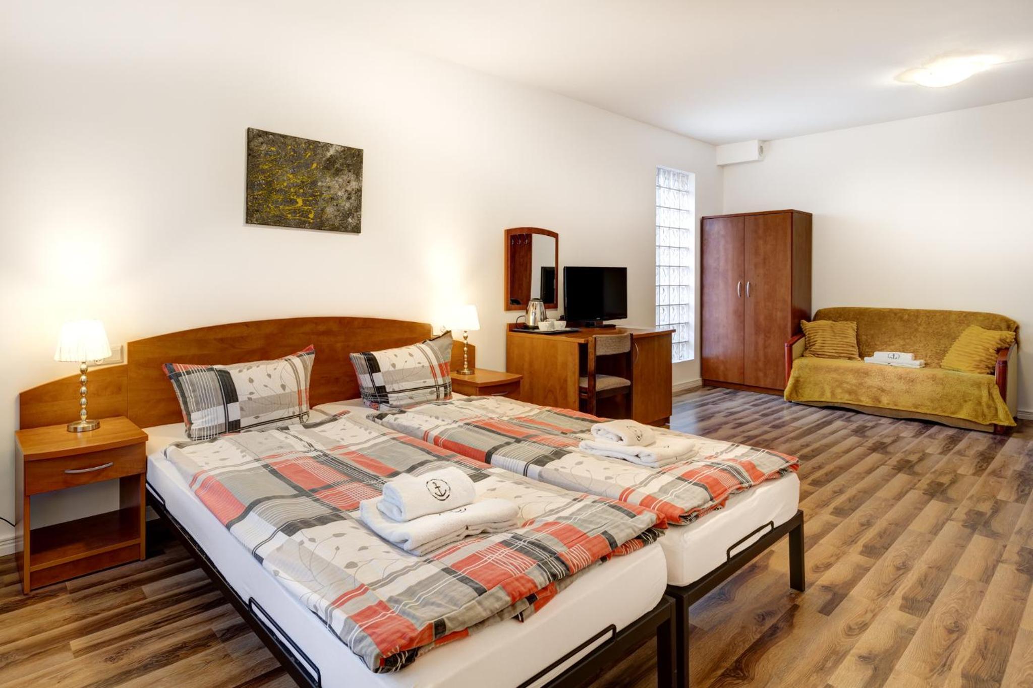Triple Room with Balcony photo 3