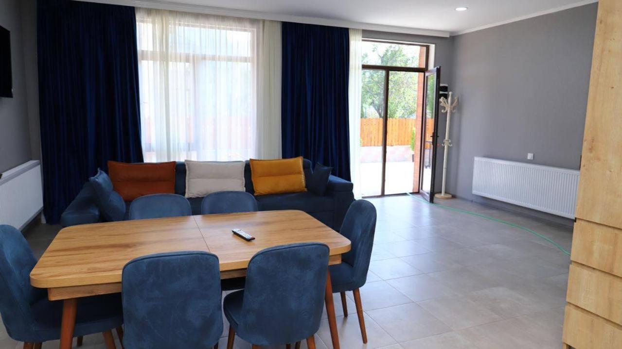 Two-Bedroom Villa photo 3