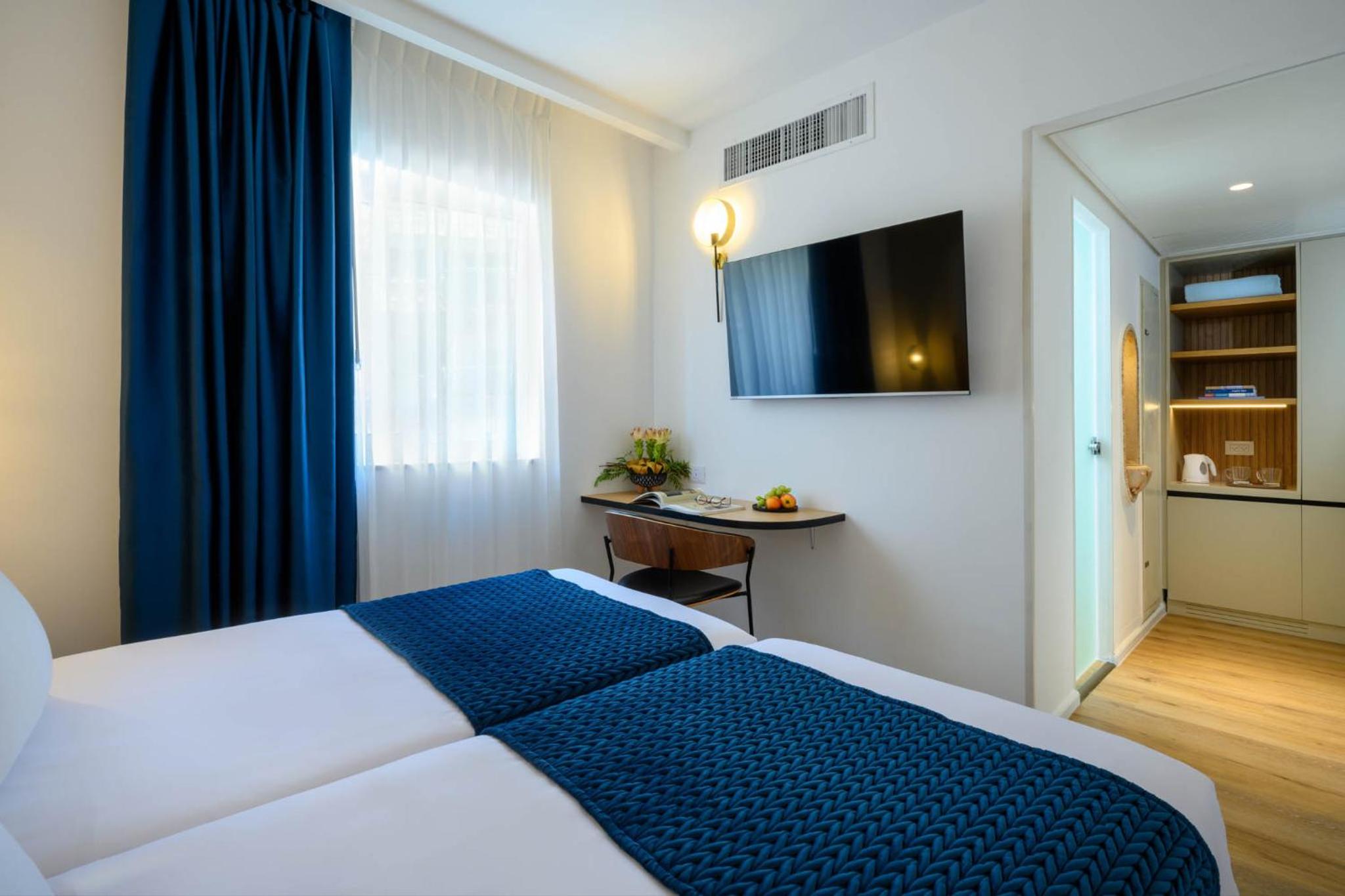 New Comfort Room - Photo 3