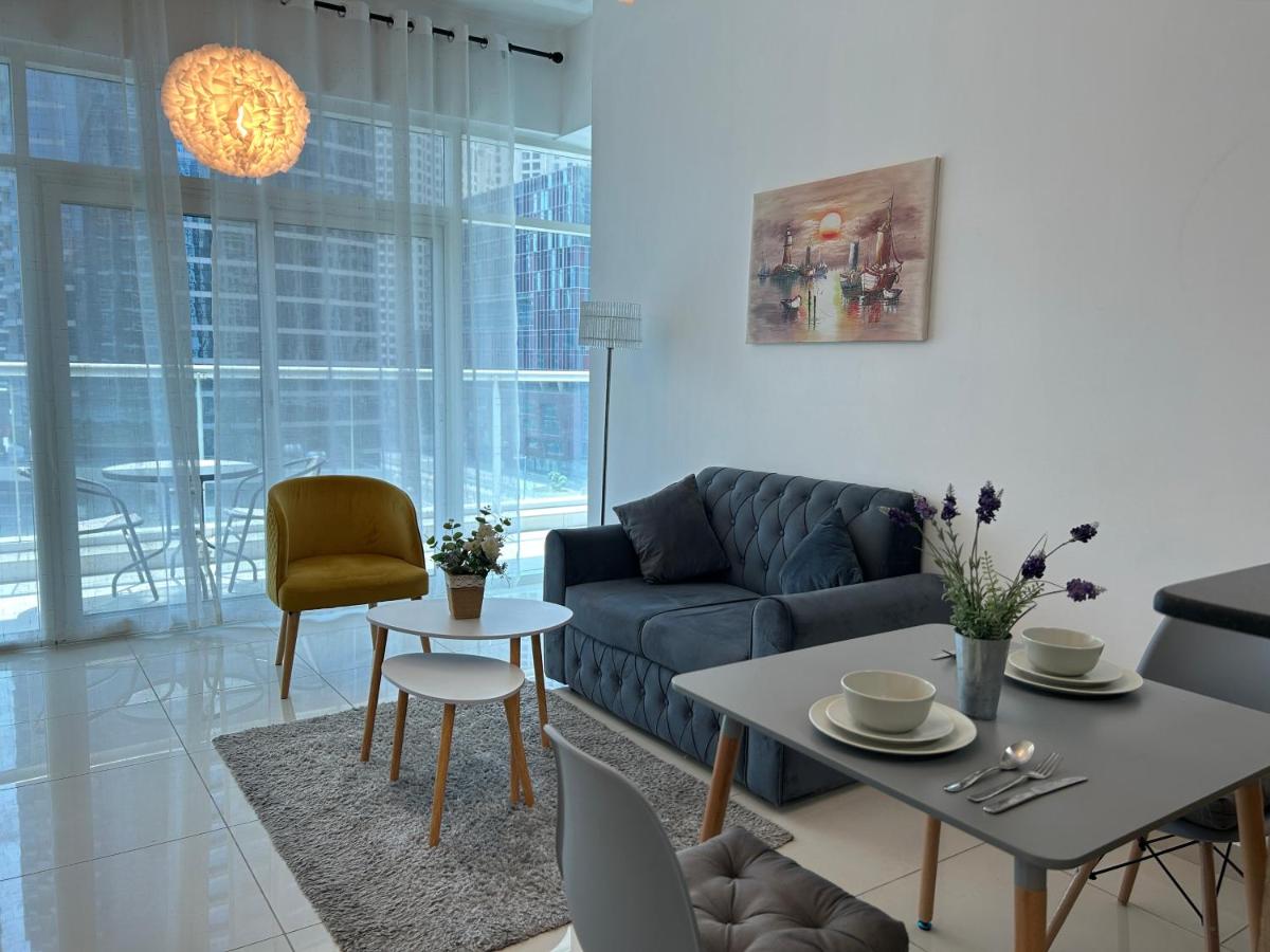 Deluxe Apartment photo 3