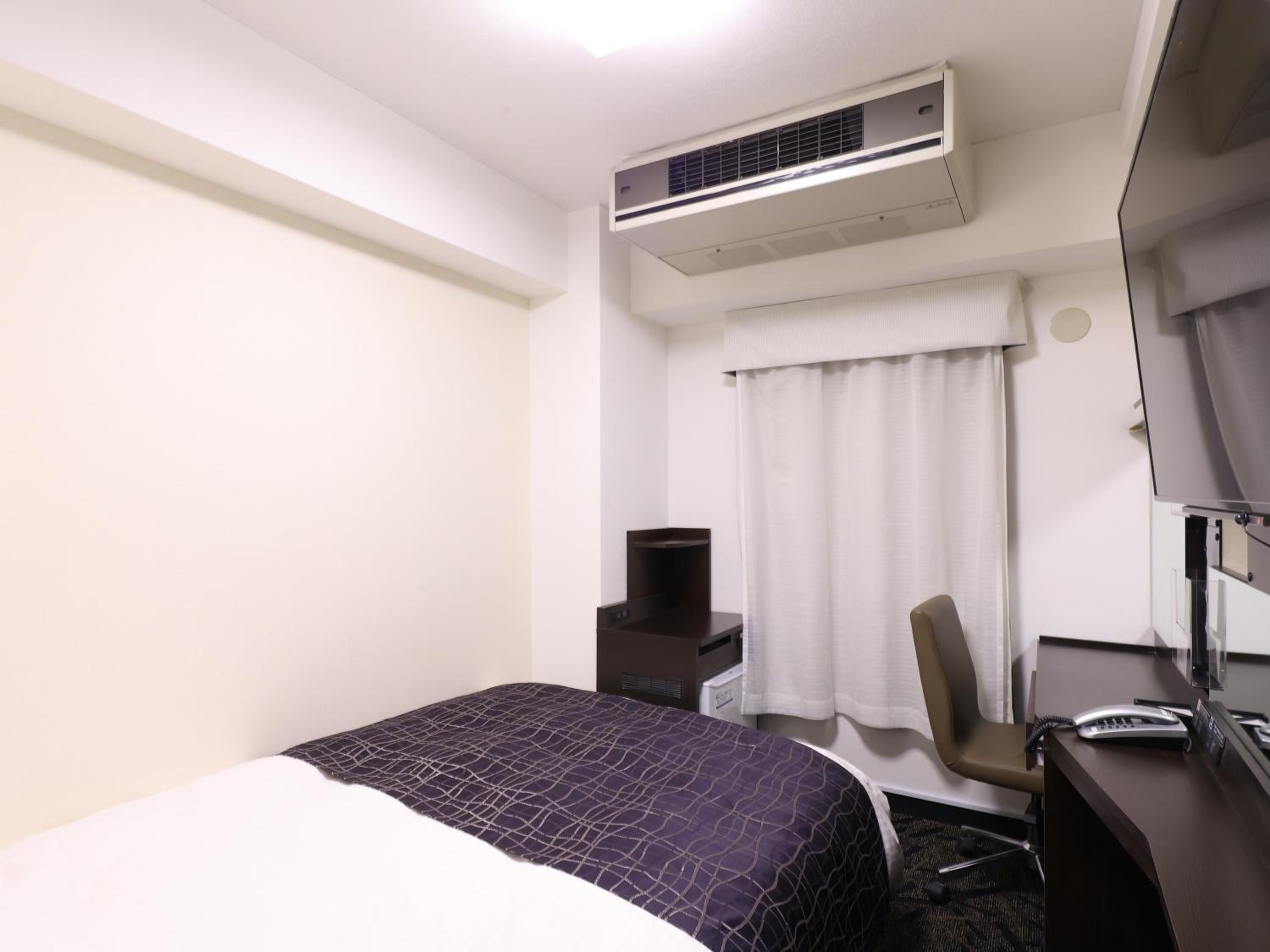 Single Room (Carrier line unavailable) - Non-Smoking - South Building photo 1