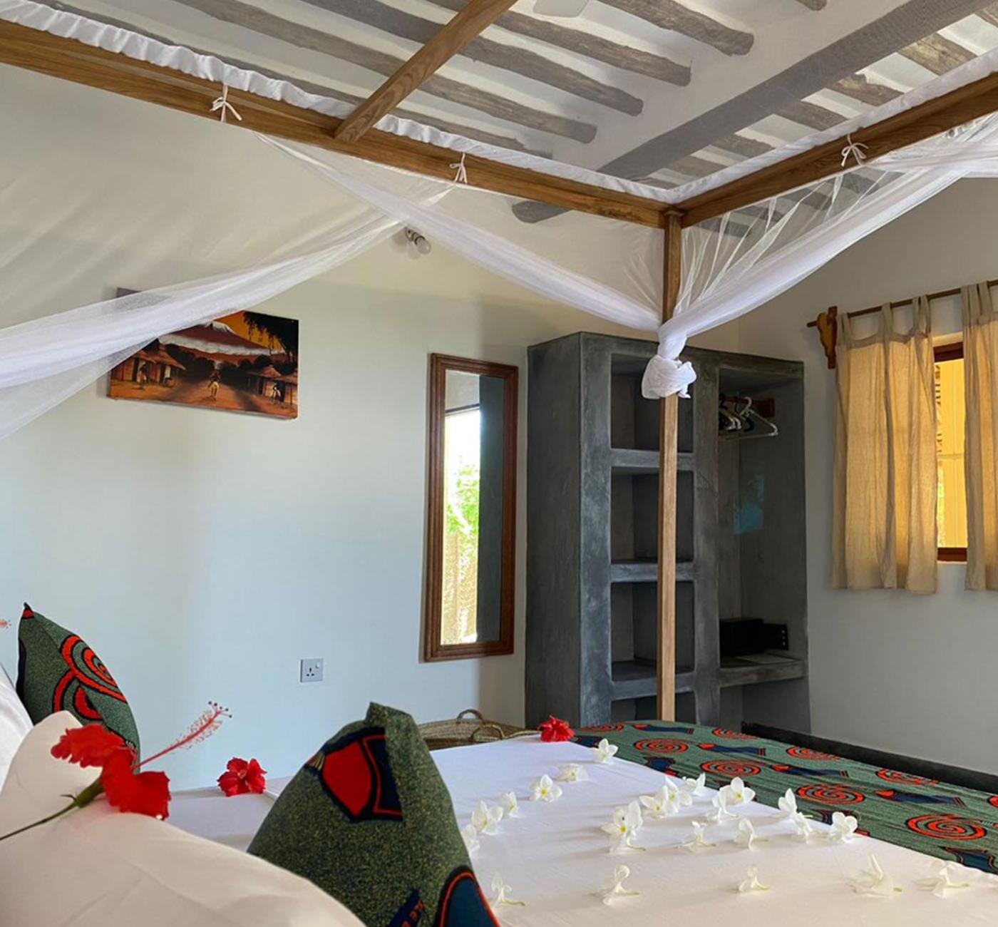 One-Bedroom Bungalow - Photo 9
