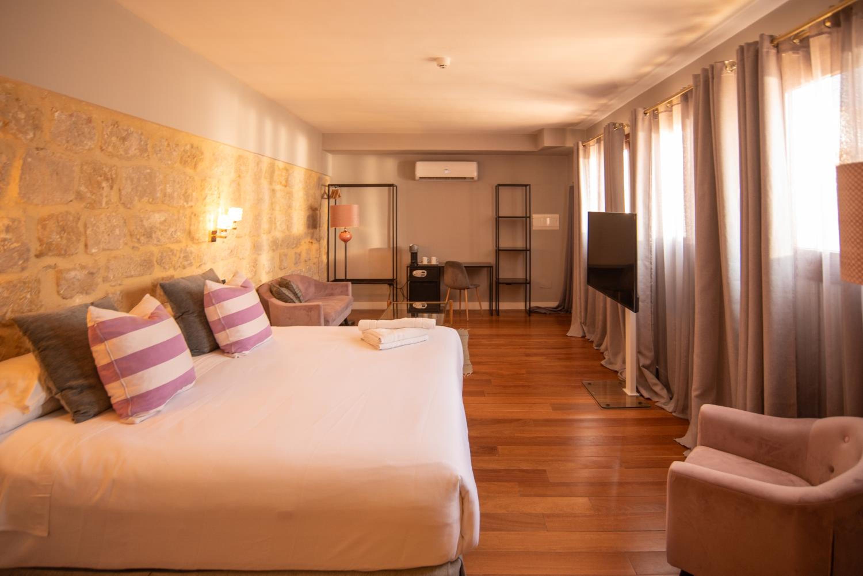  Double Duplex Deluxe Room - Photo 1