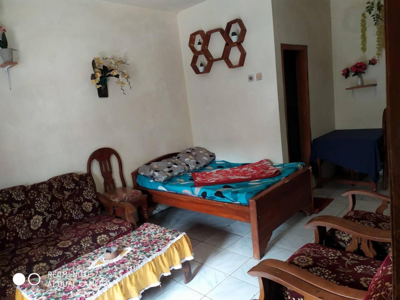 Two-Bedroom House photo 3