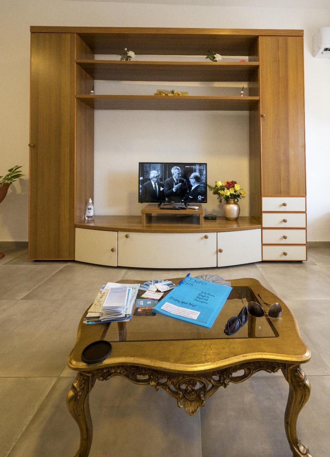 Two-Bedroom Apartment - Photo 22