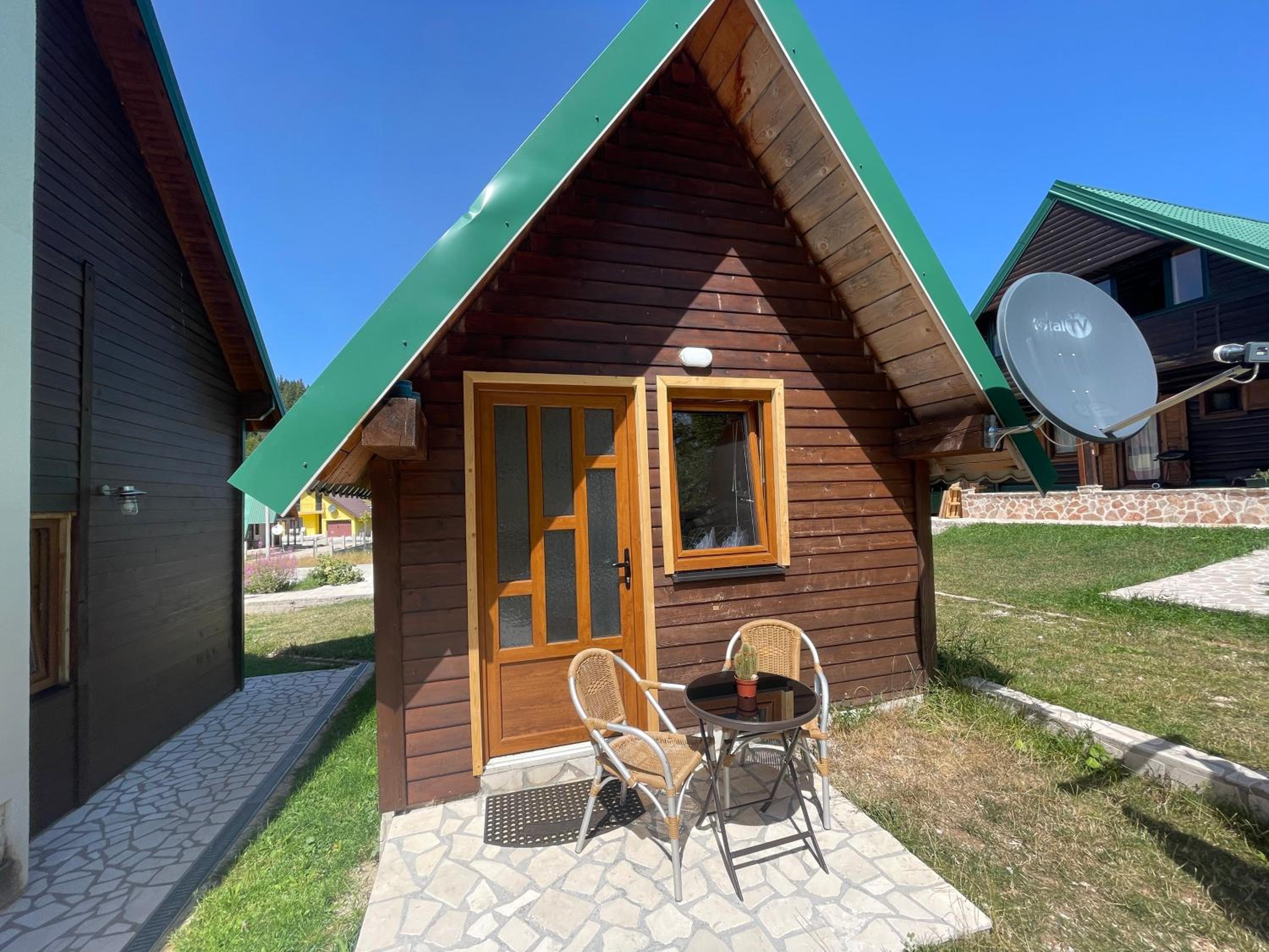 One-Bedroom House photo 2