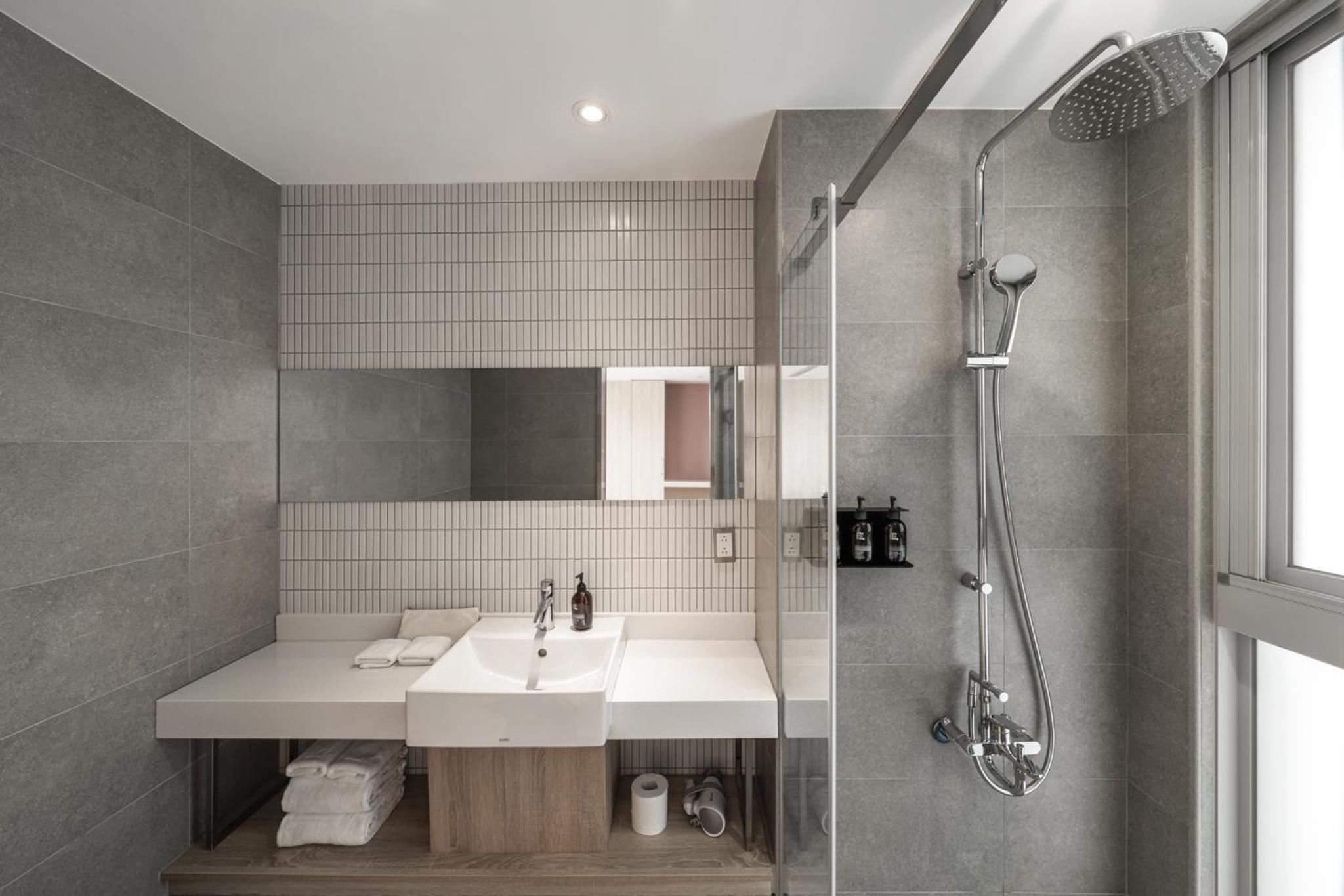 Quadruple Room - Photo 2