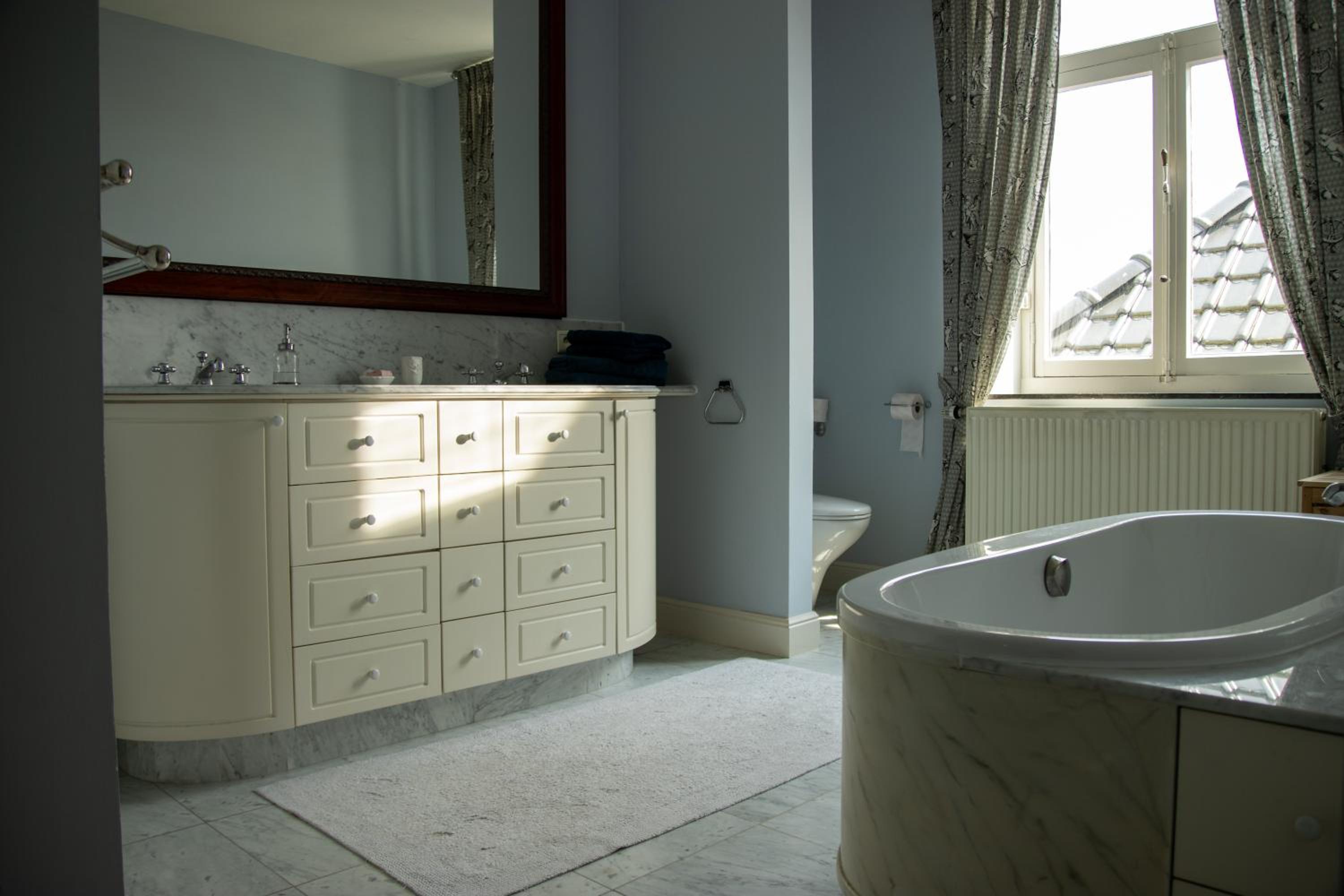 Deluxe Double Room with Balcony photo 3