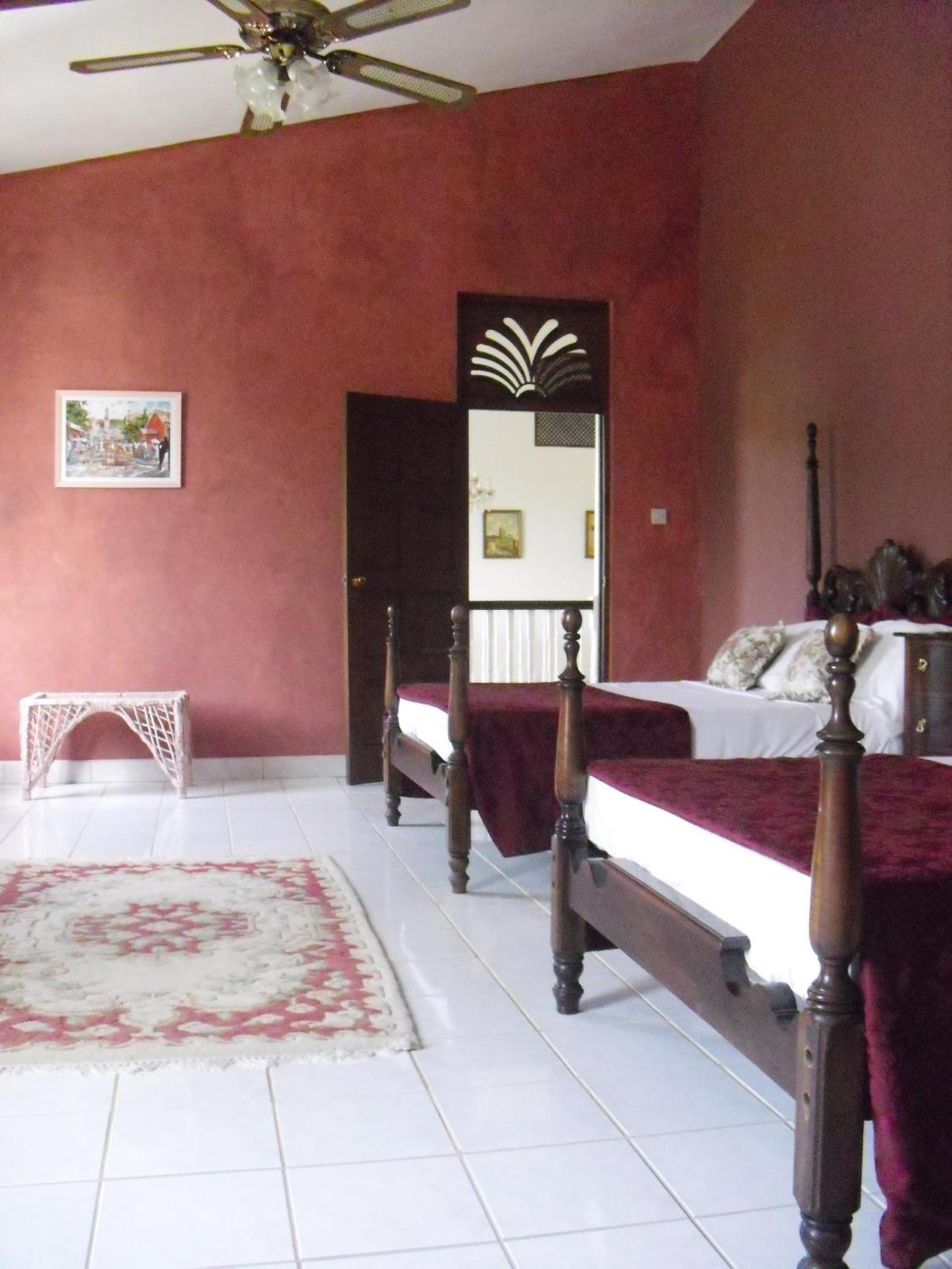 Double Room with Two Double Beds photo 3