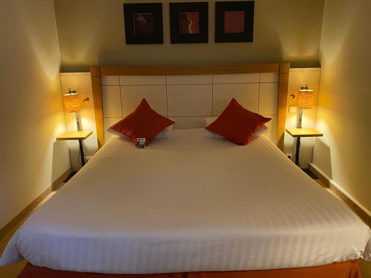 Standard Double Room - Photo 6