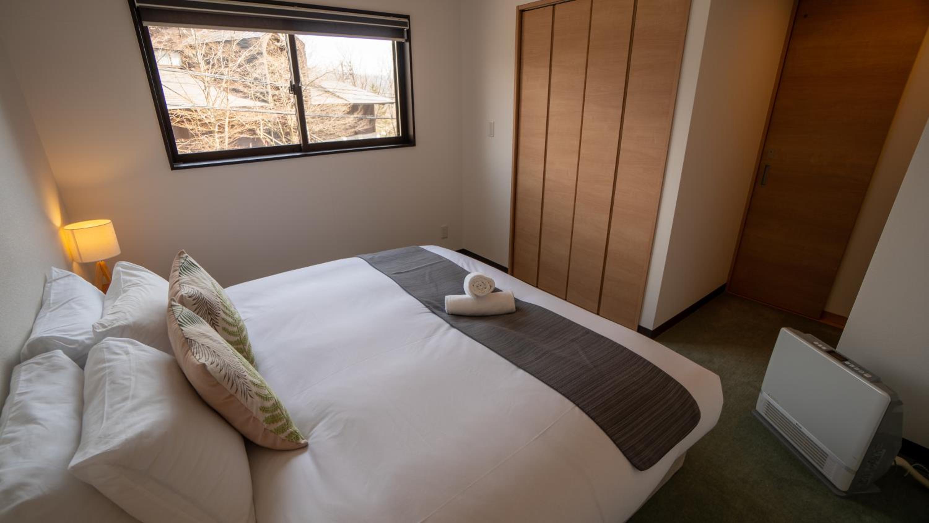 Three-Bedroom Chalet - Photo 9