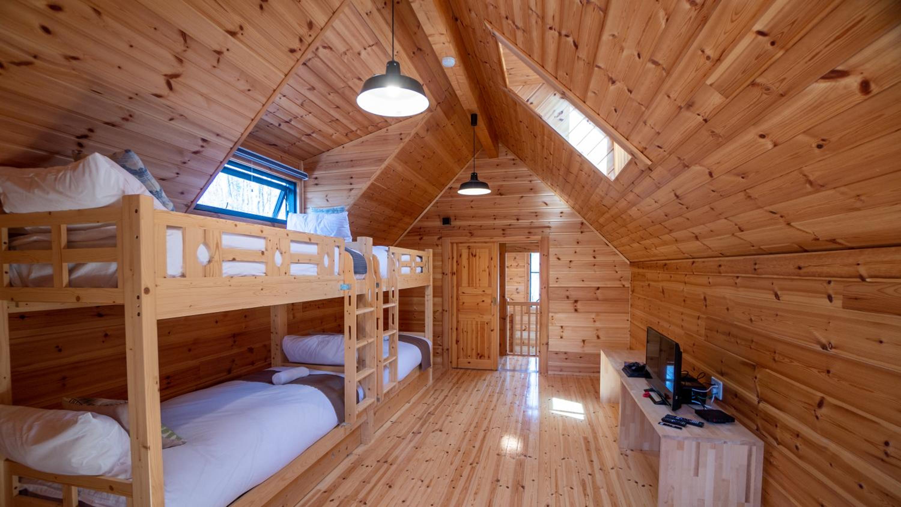 Three-Bedroom Chalet - Photo 22