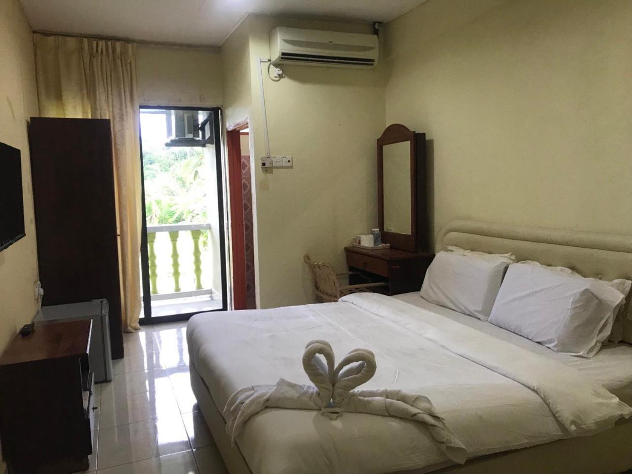 Twin Room With Balcony
