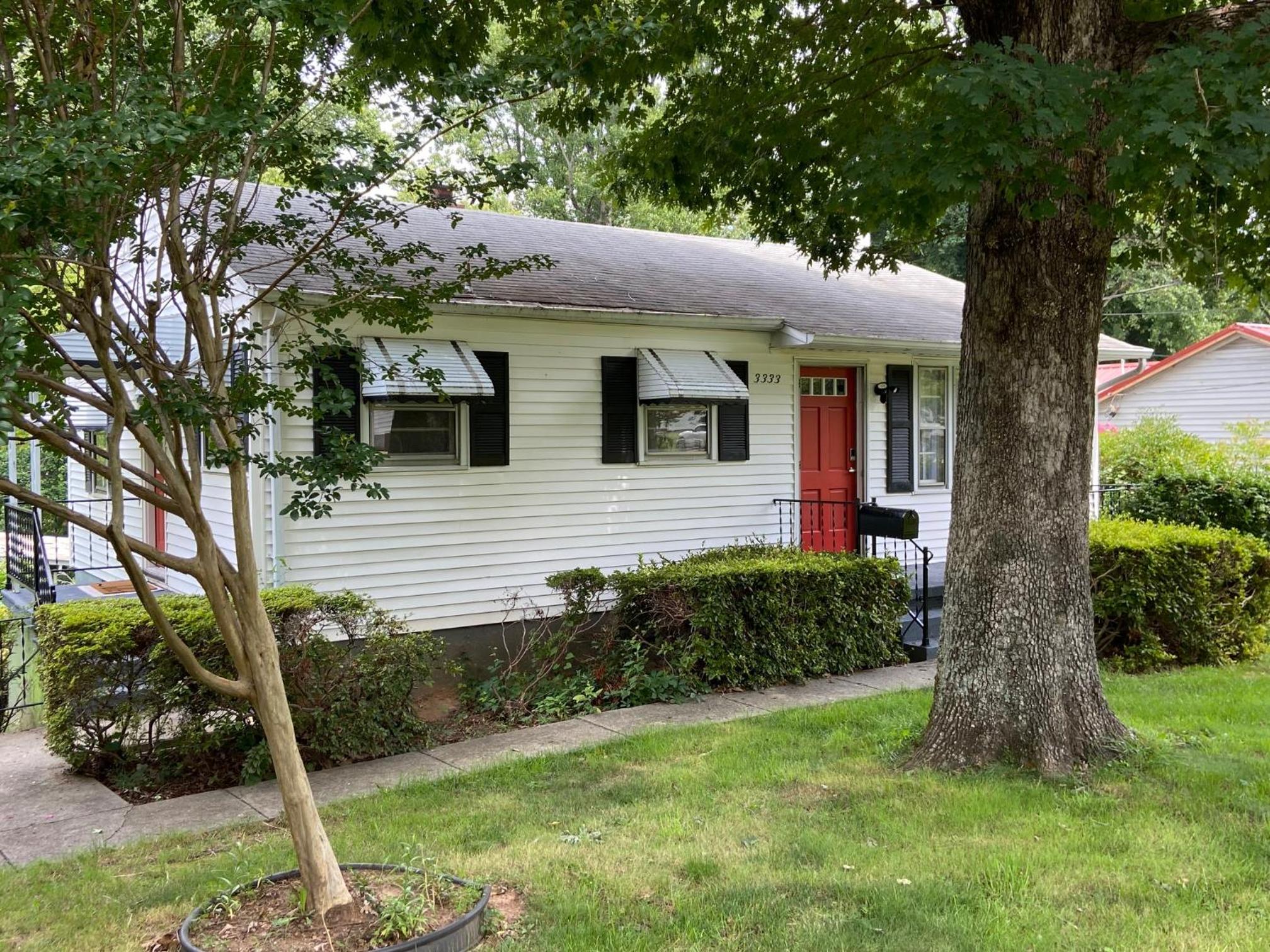 Two-Bedroom House photo 2