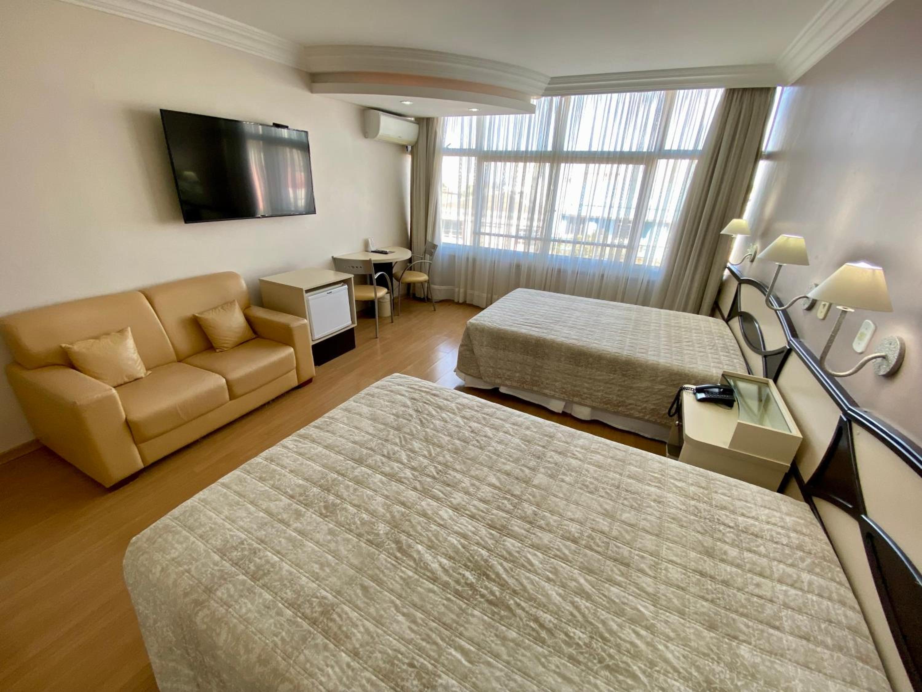 Superior Quadruple Room photo 3