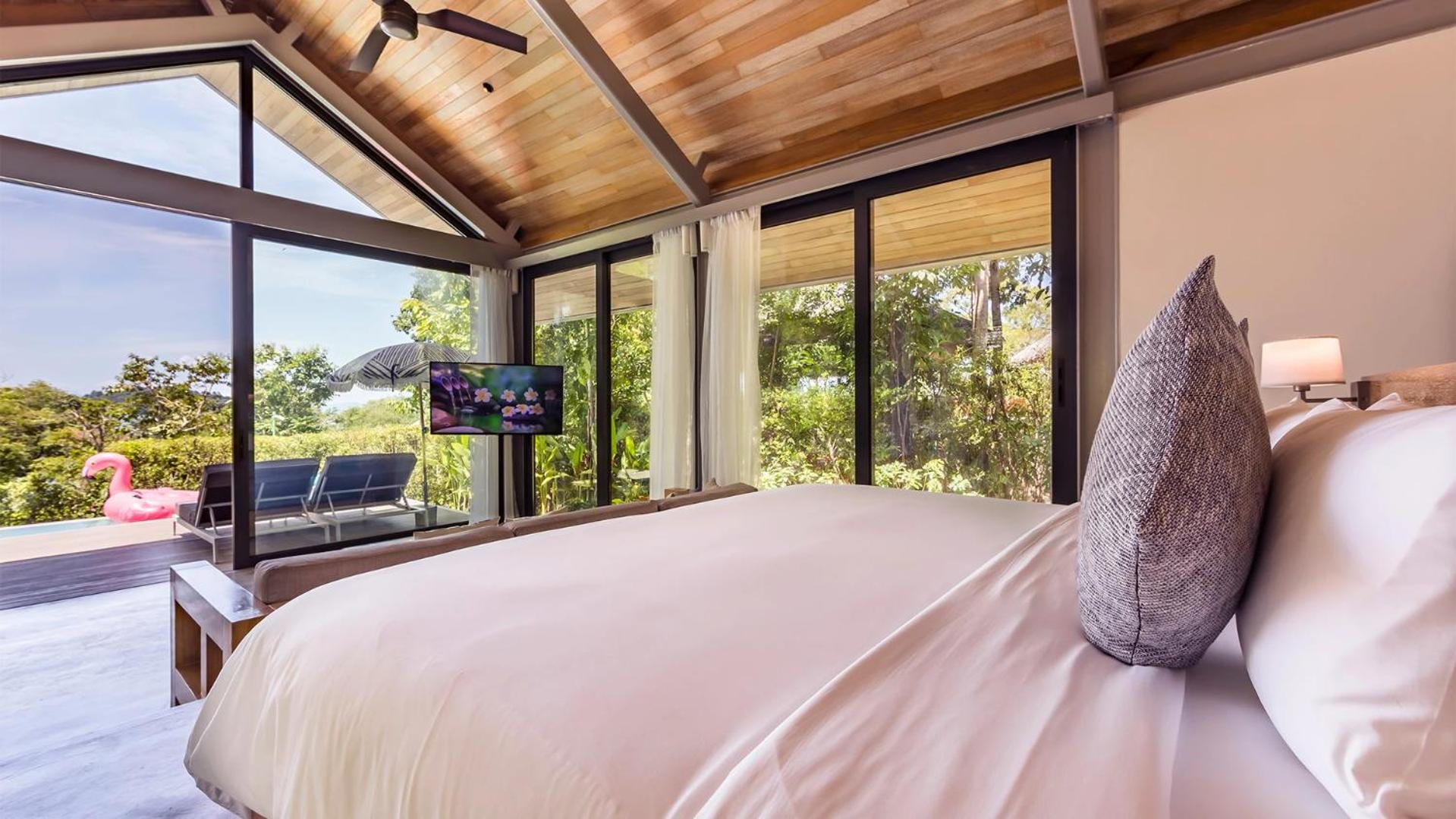 One-Bedroom Pool Villa with Schedule Boat Transfer - Photo 6