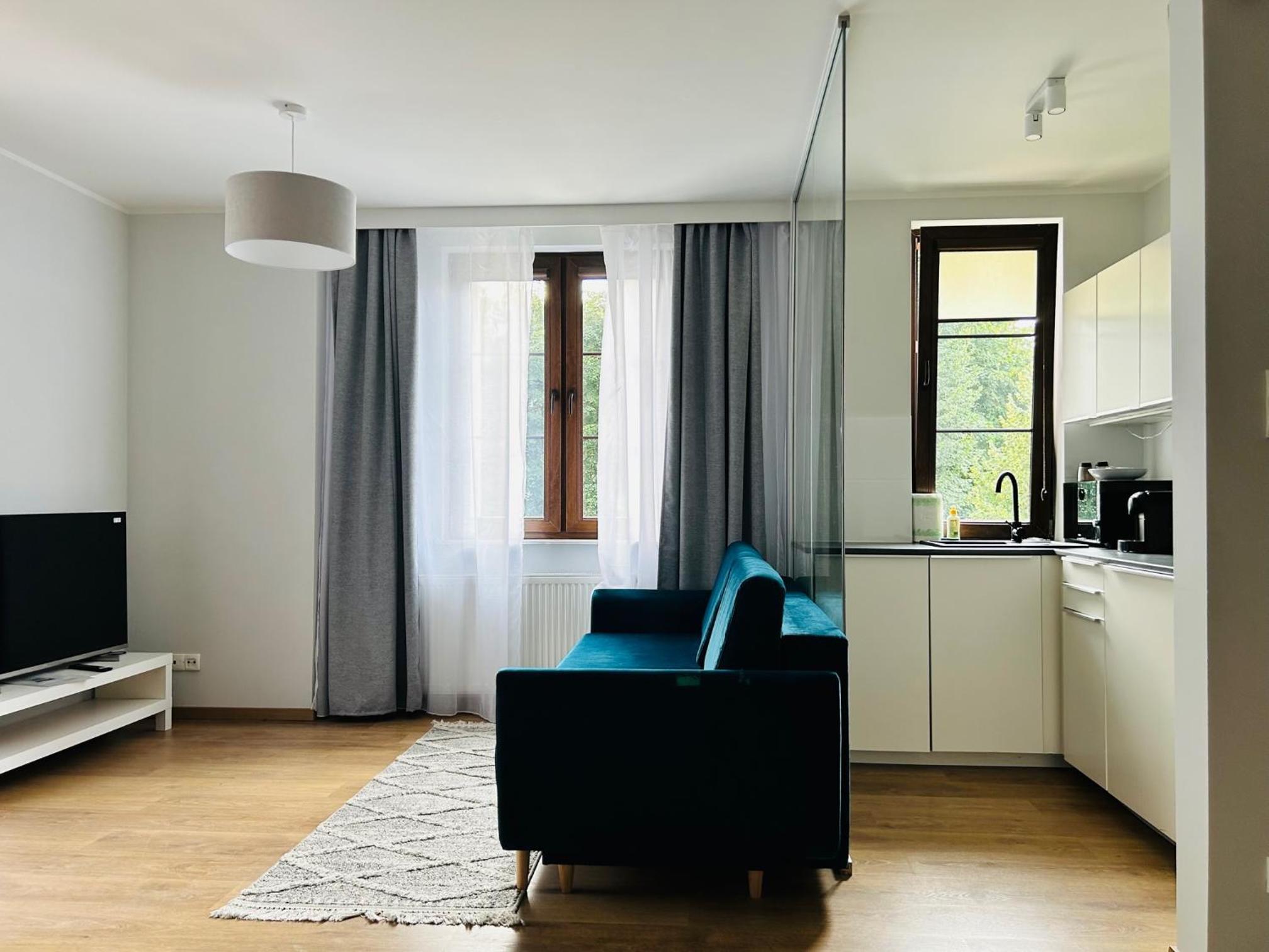 Two-Bedroom Deluxe Apartment with Balcony