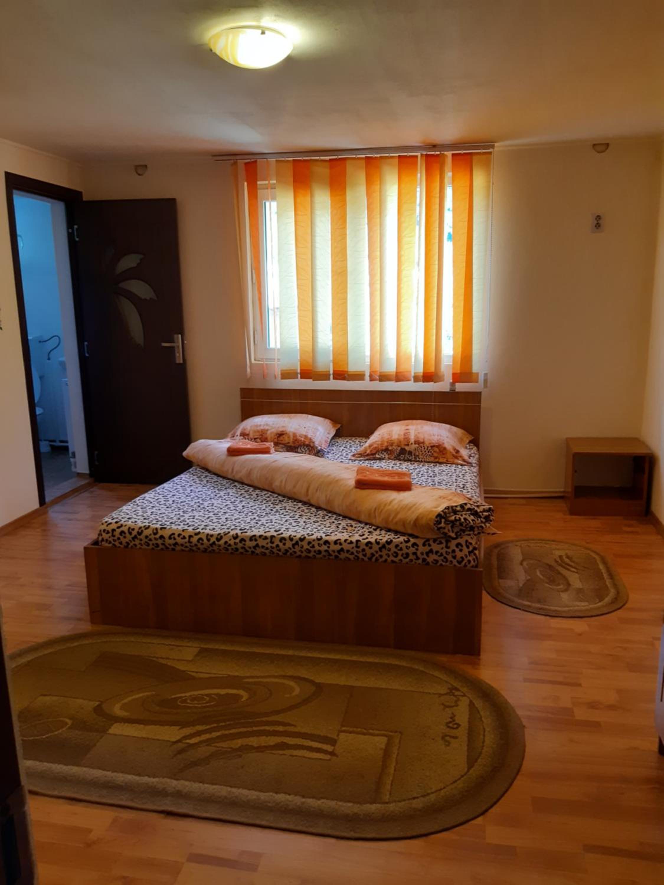 Family Room - Photo 4