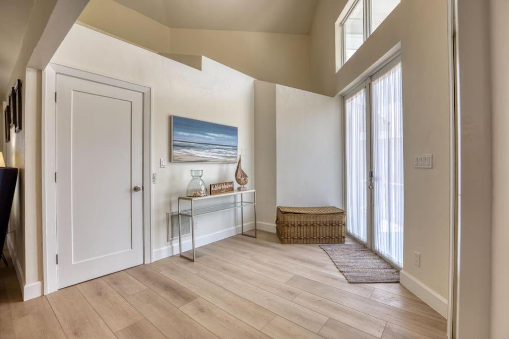 Four-Bedroom House photo 3