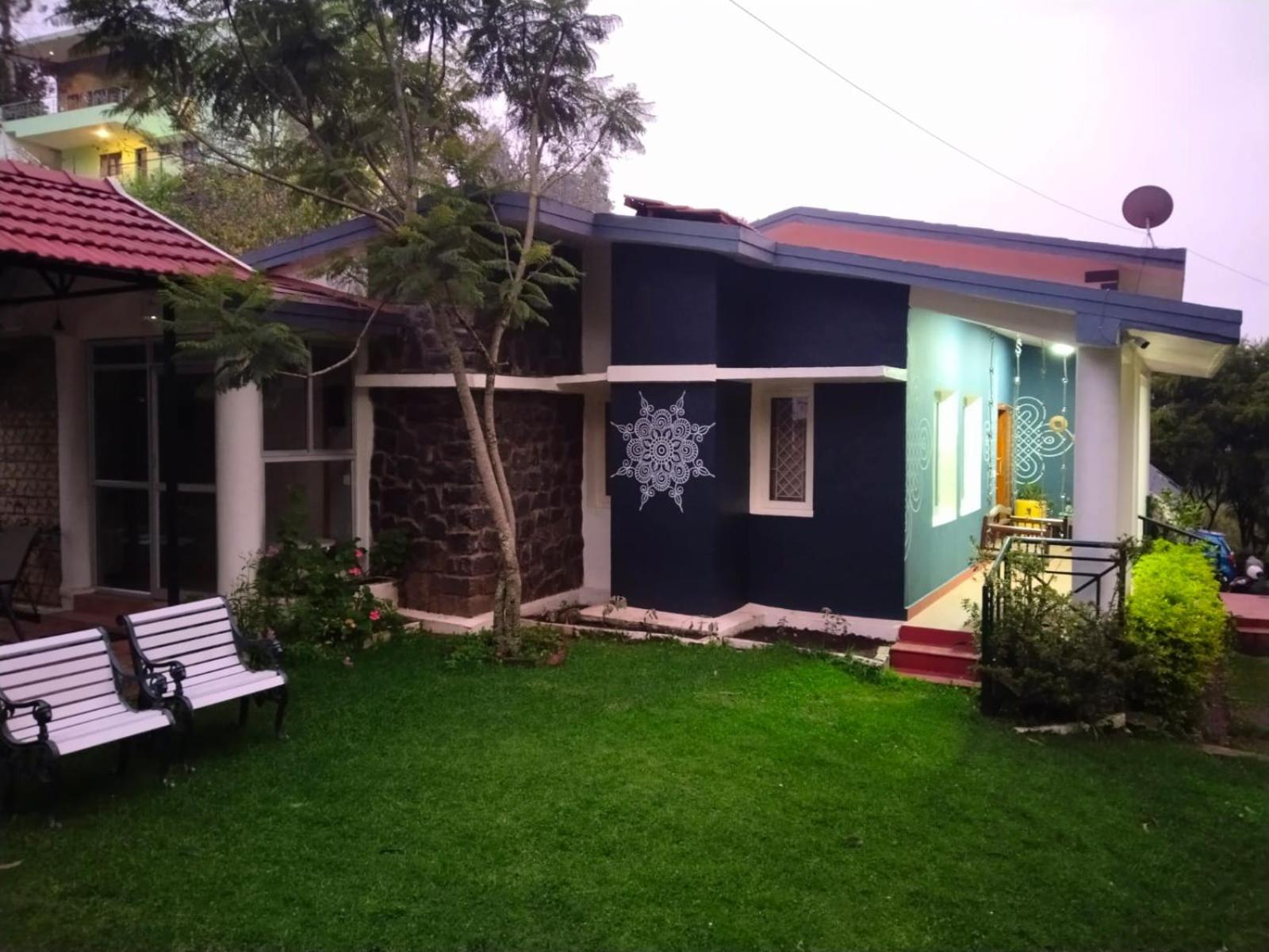 Villa photo 3