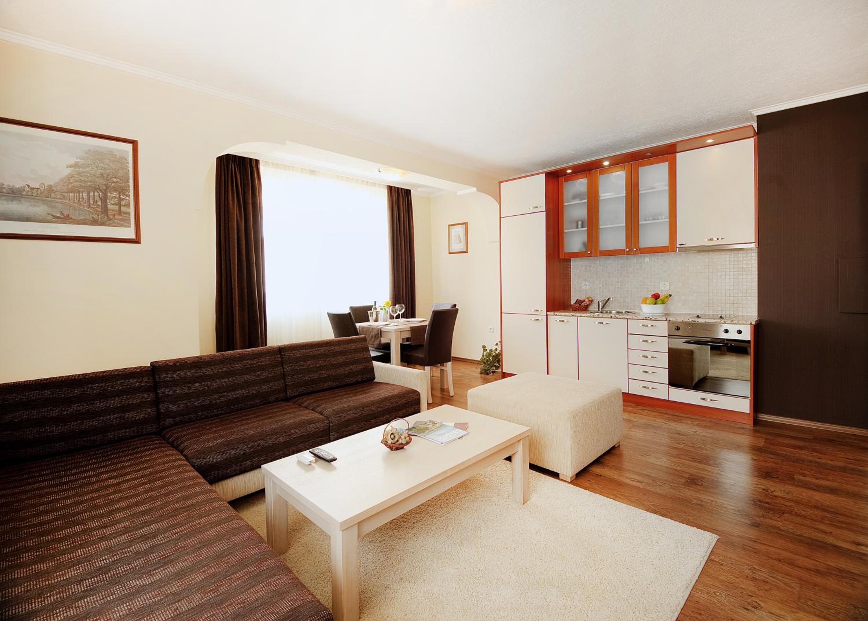 Two-Bedroom Apartment - Photo 6