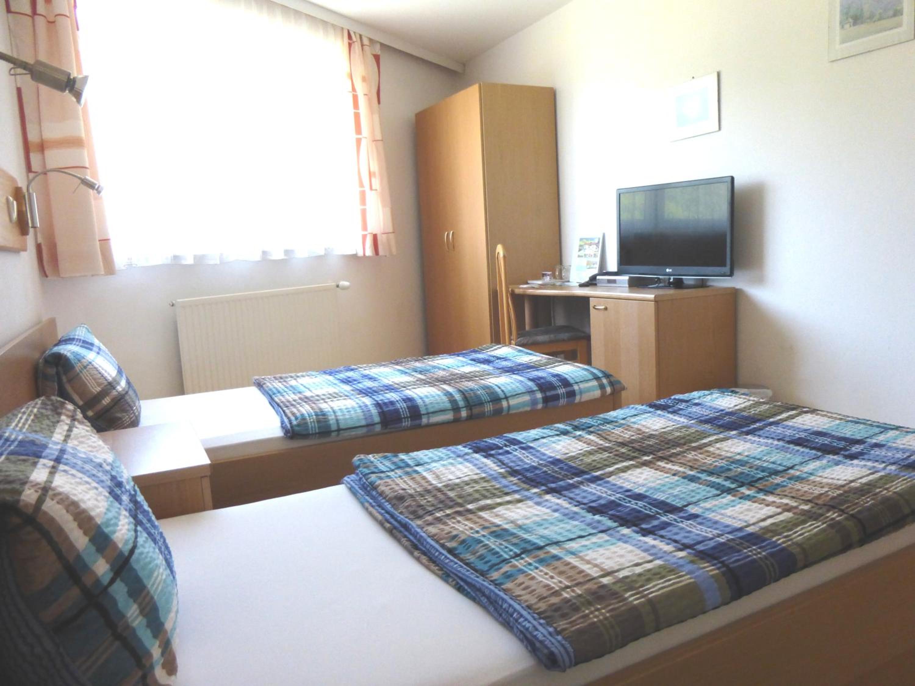 Two-Bedroom Apartment - Photo 4