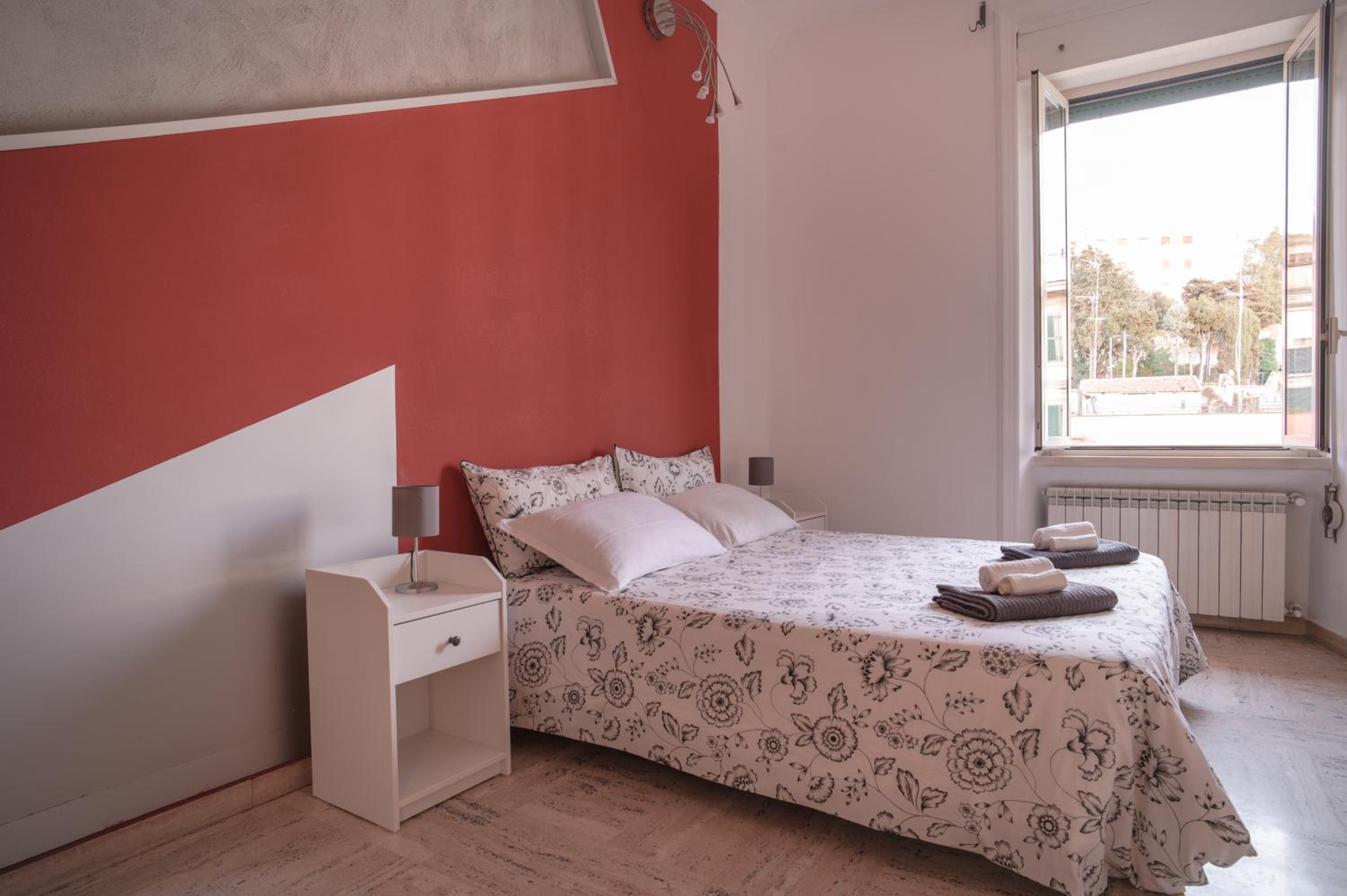 Quadruple Room with Private Bathroom