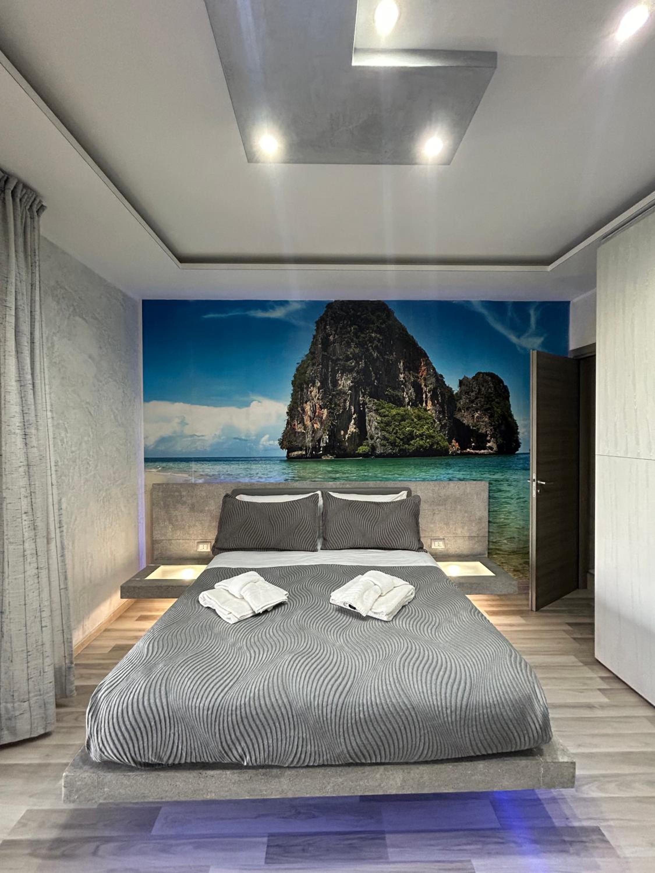 Triple Room with Terrace