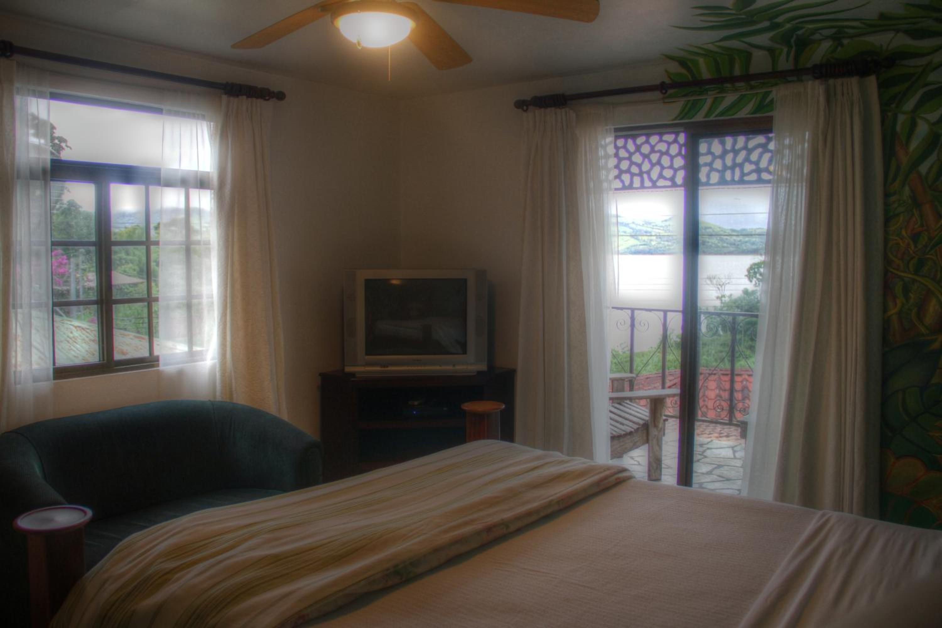 Double Room with Lake View photo 2