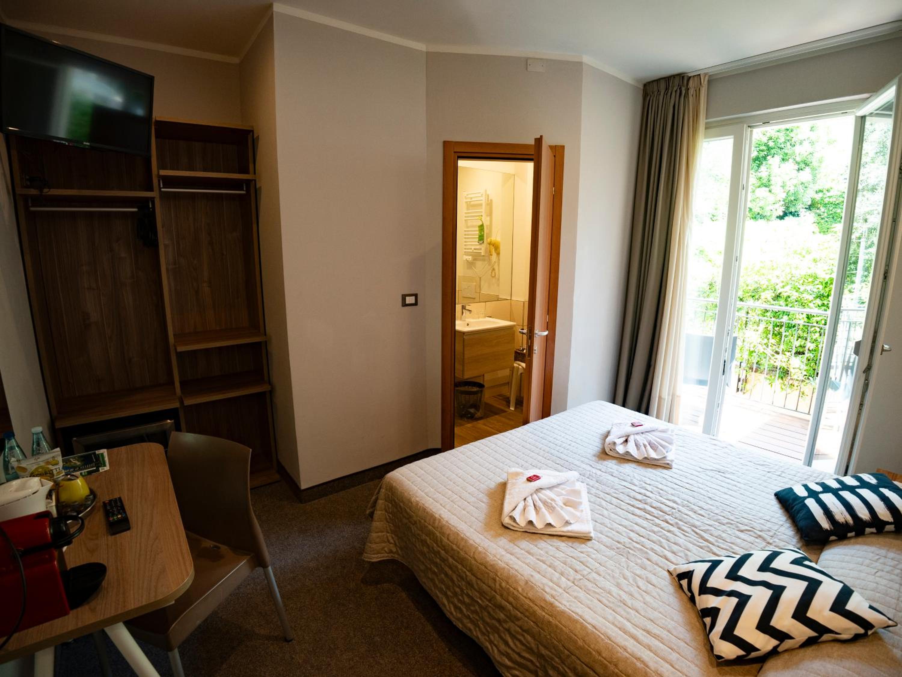 Small Economy Double Room photo 1
