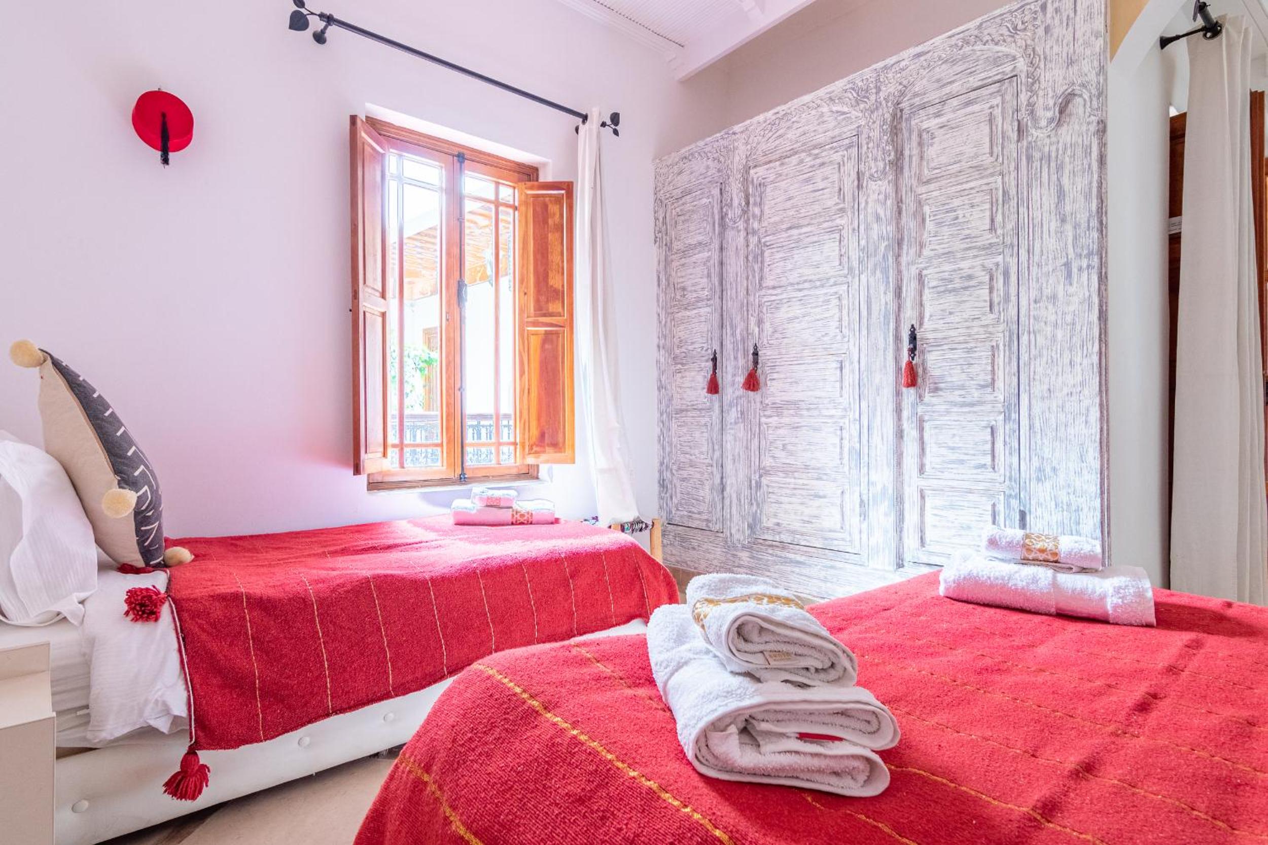 Triple Room with Private Bathroom - Photo 5