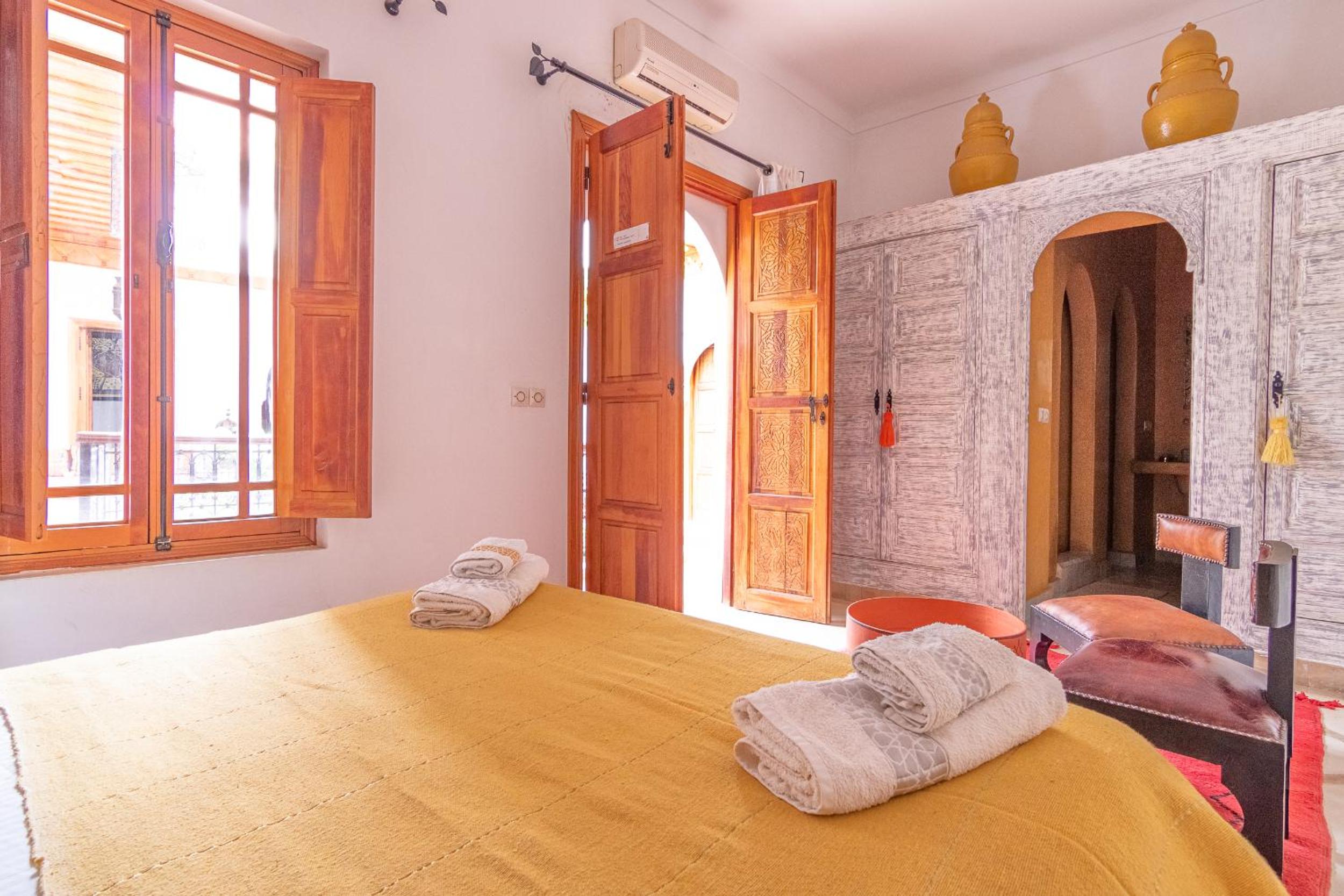 Double Room with Private Bathroom - Photo 1