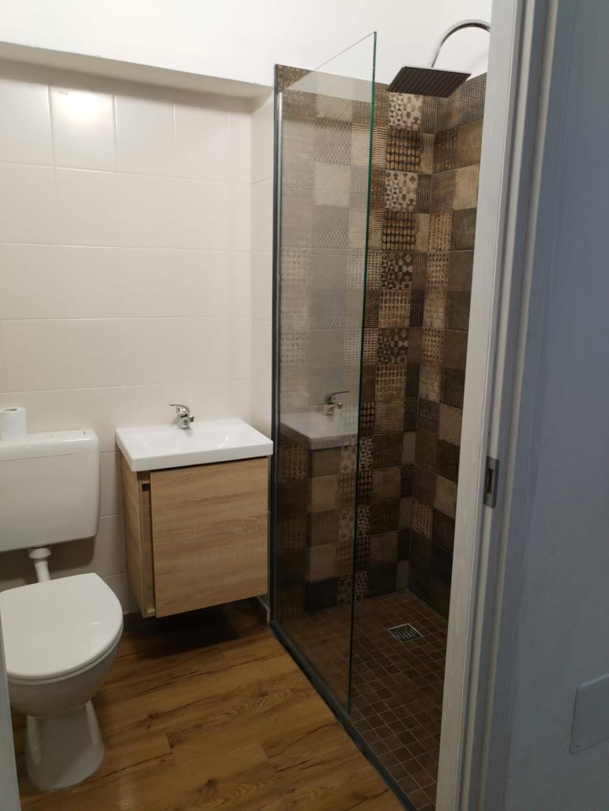 Apartment - Photo 40