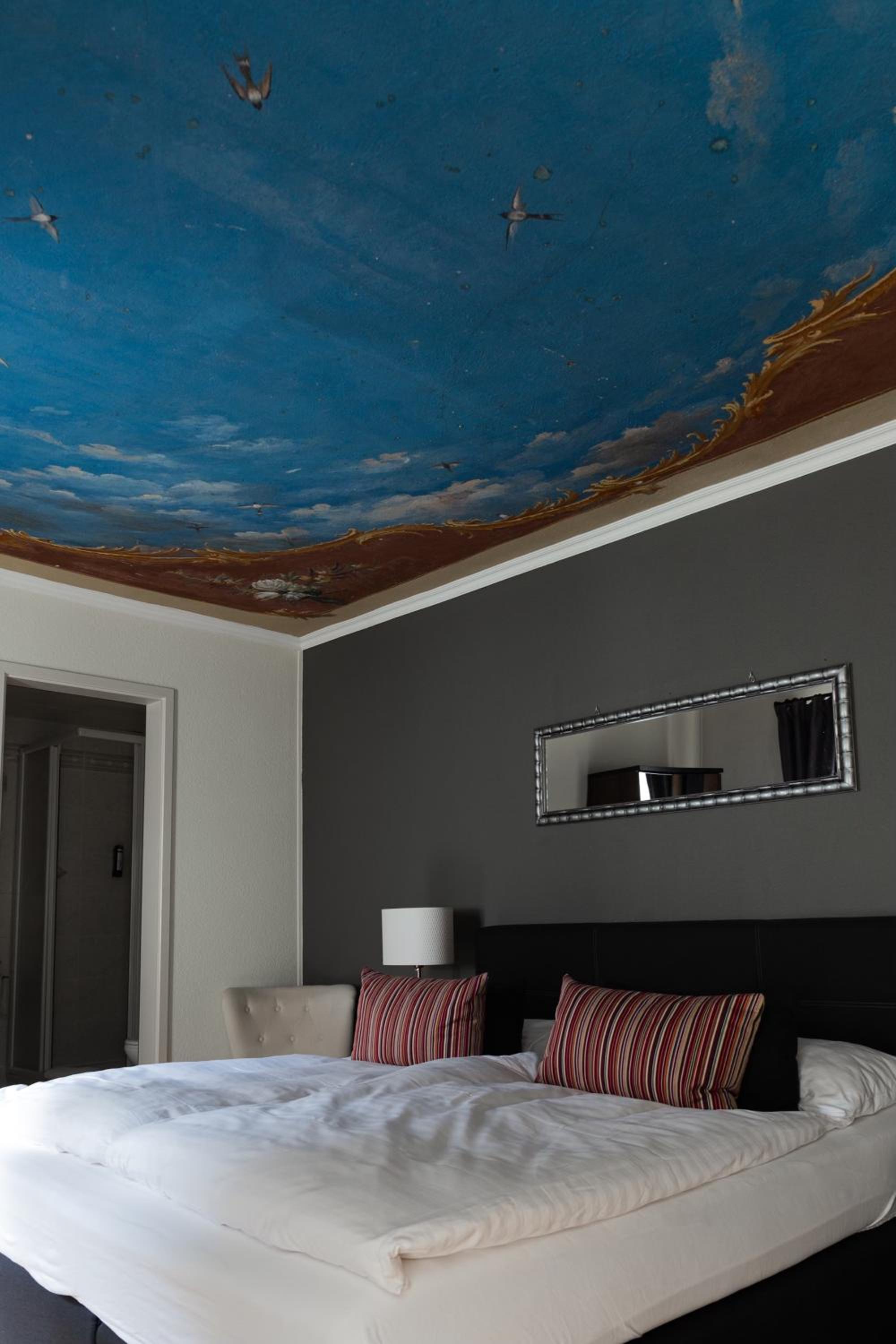 Design Double Room with Courtyard View photo 2