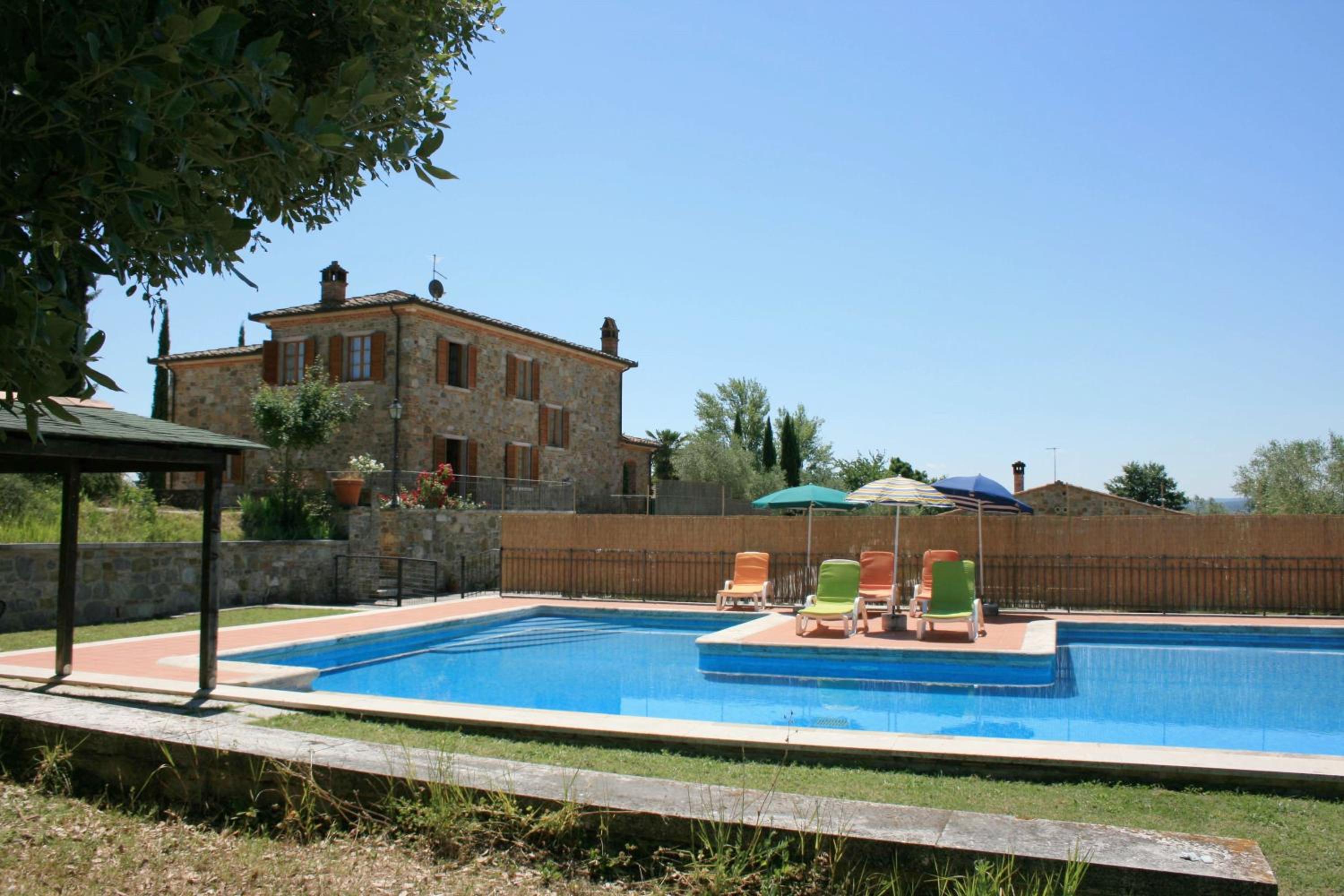 Three-Bedroom Villa - Split Level photo 2